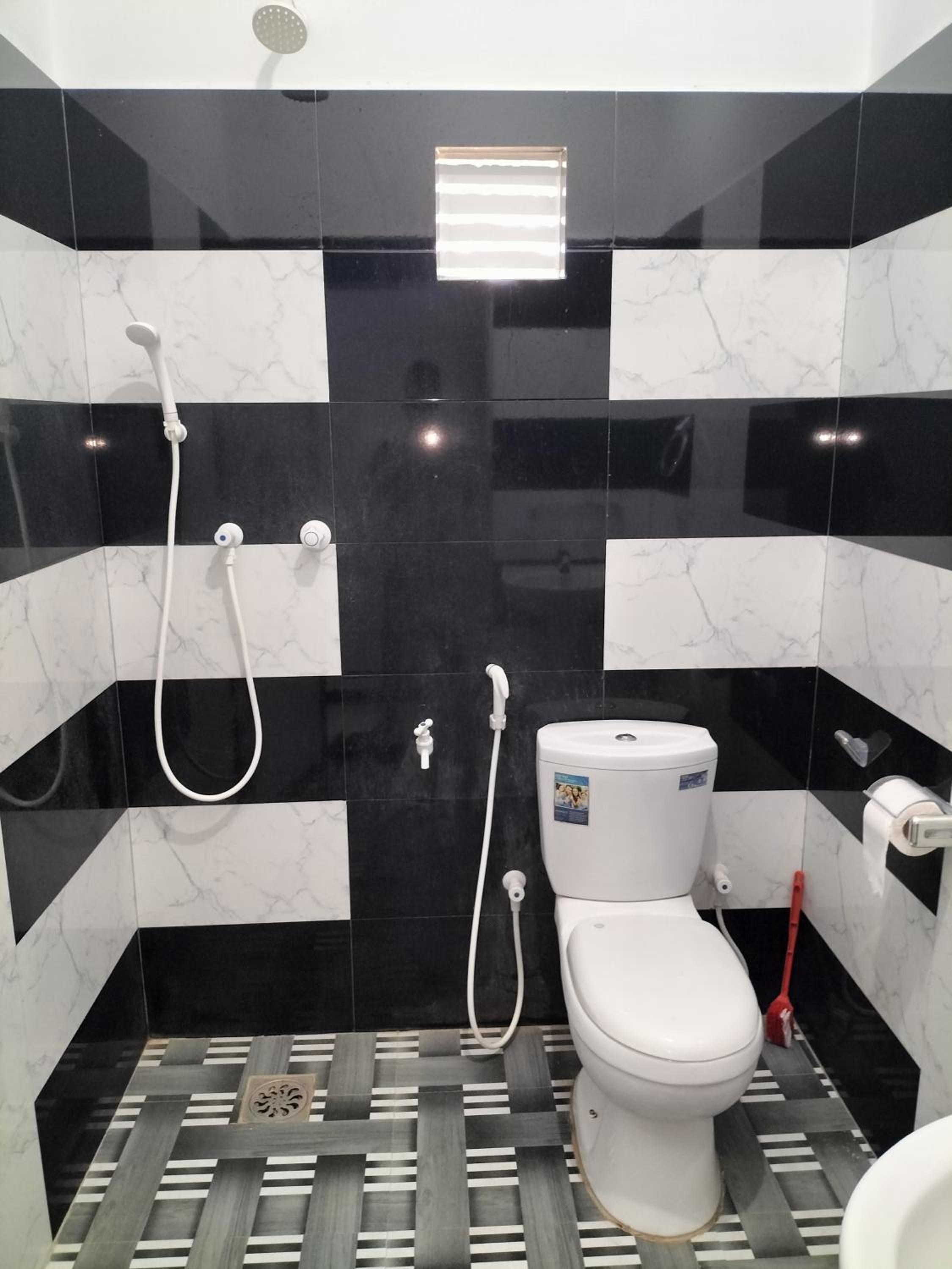 Suman Beach Rooms view 5