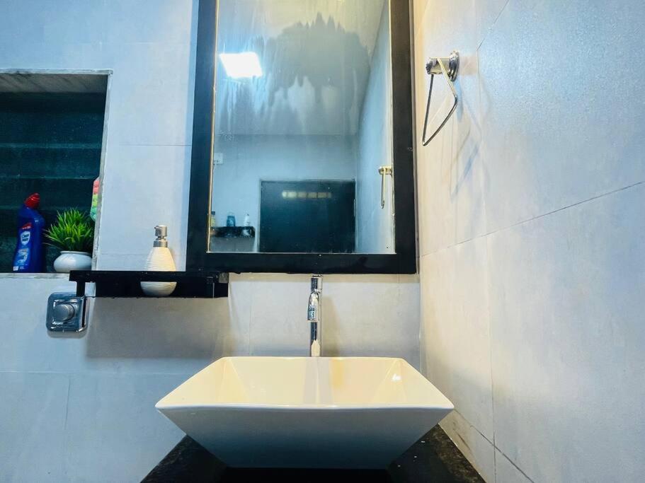 Studio - 27, One Bedroom Apt- Bandra west view 2