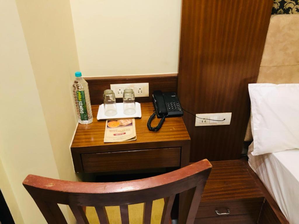 Glitz Hotels 7even Hills- Nr International Airport Mumbai T2 view 5