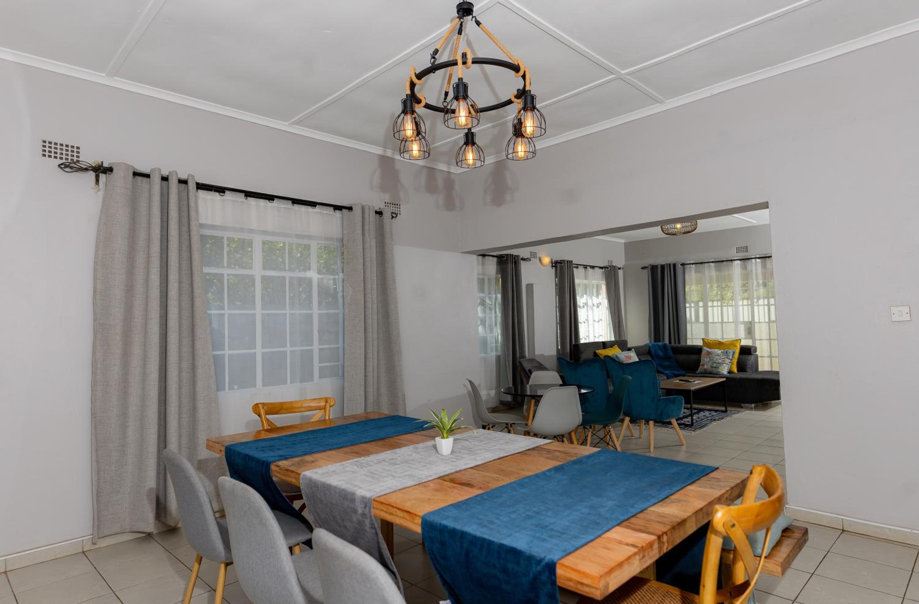 Hungwe House view 2