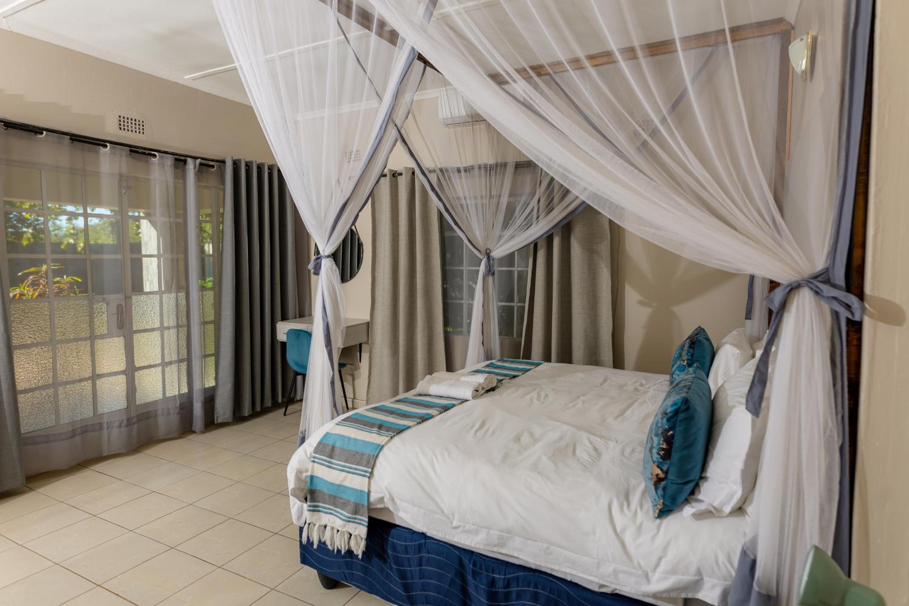Hungwe House view 5