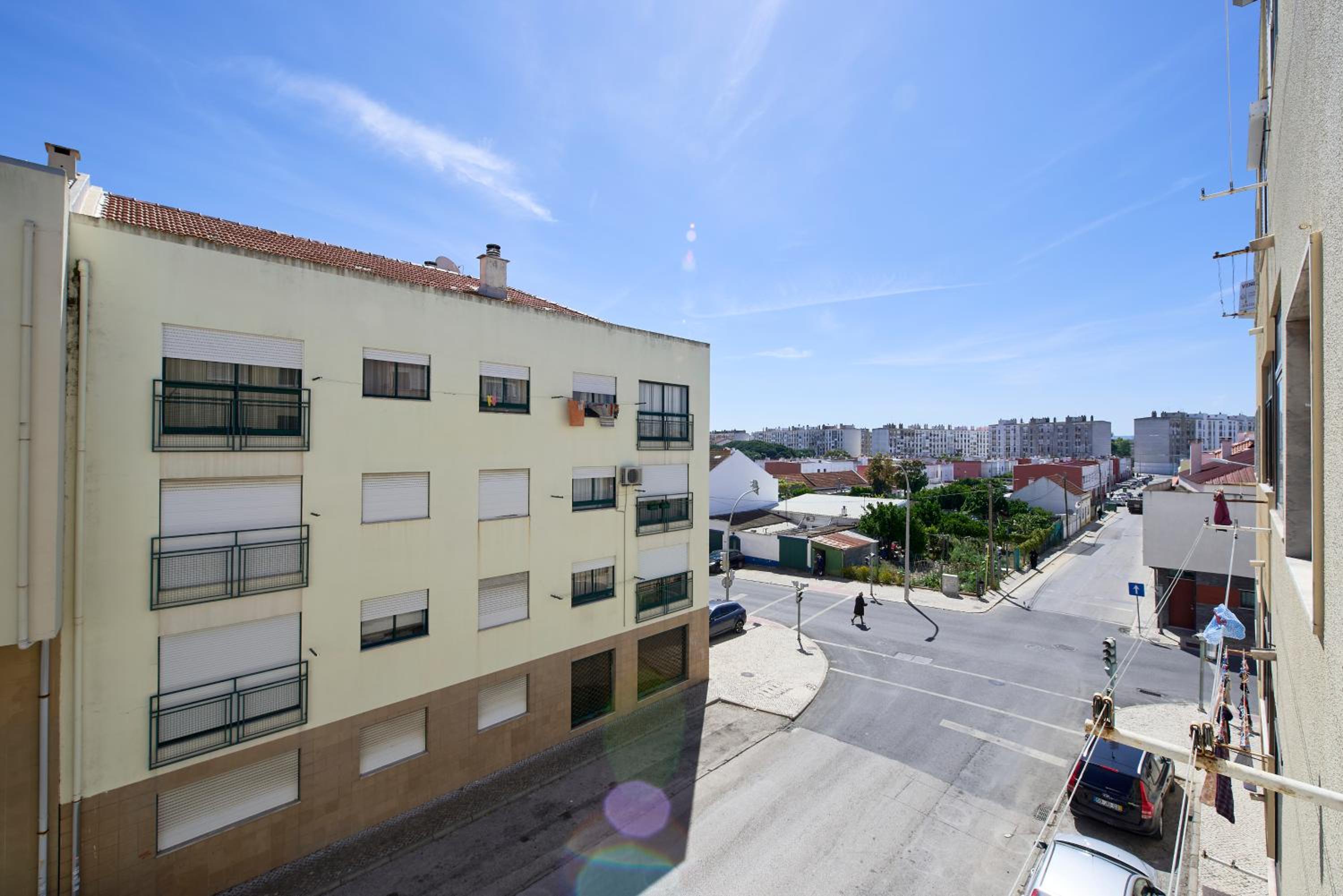 Casandrade 148 - Lisbon South Bay view 4