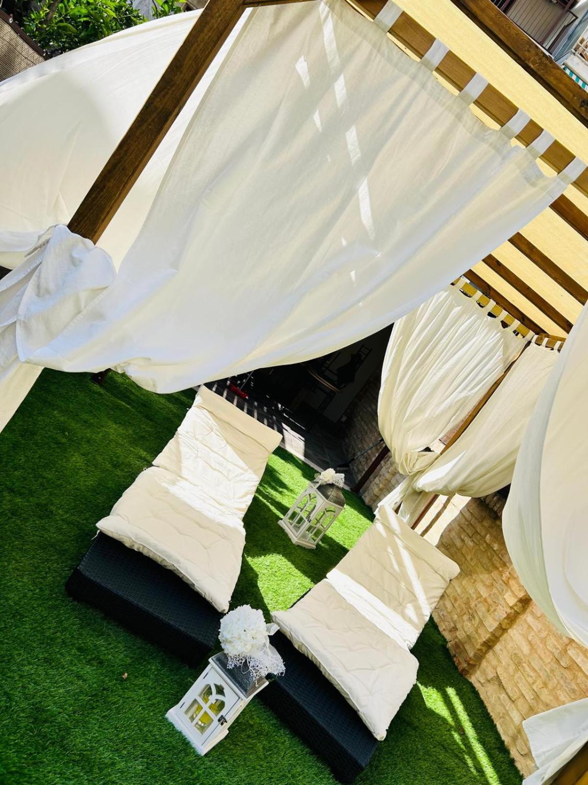 ROOMS AND BREAKFAST LABERINTO