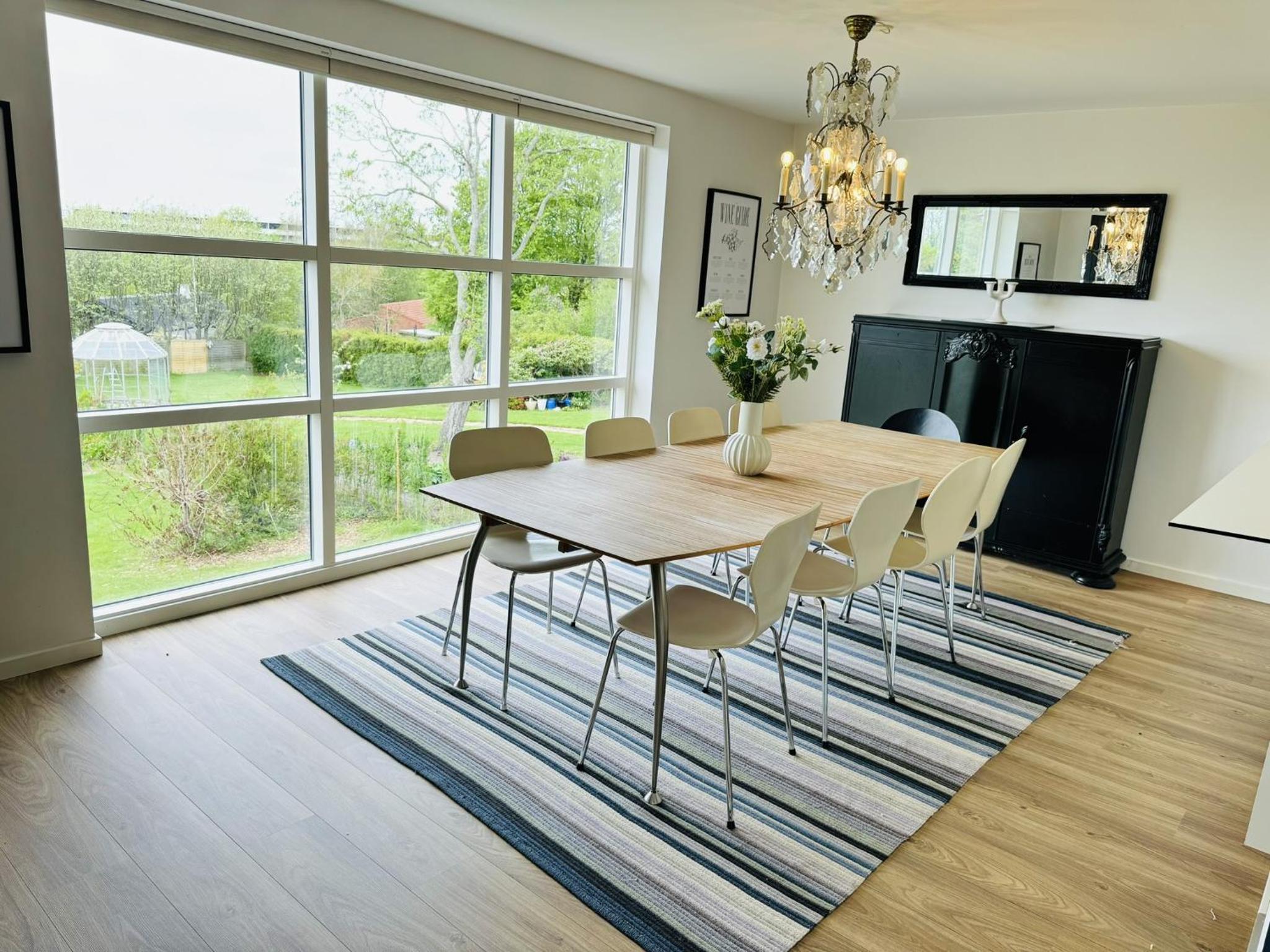aday - Modern and Charming 5 bedrooms Villa view 2