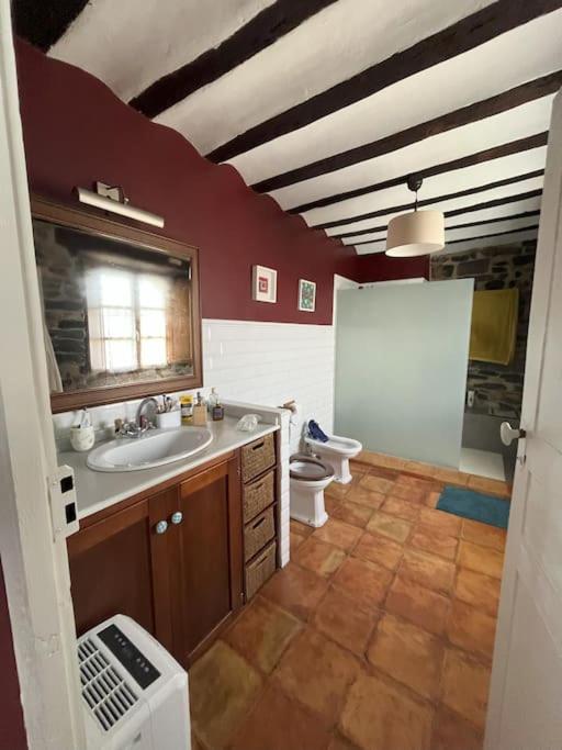 Apaizetxea, caserío en entorno rural entre Bilbao y Vitoria-Gasteiz