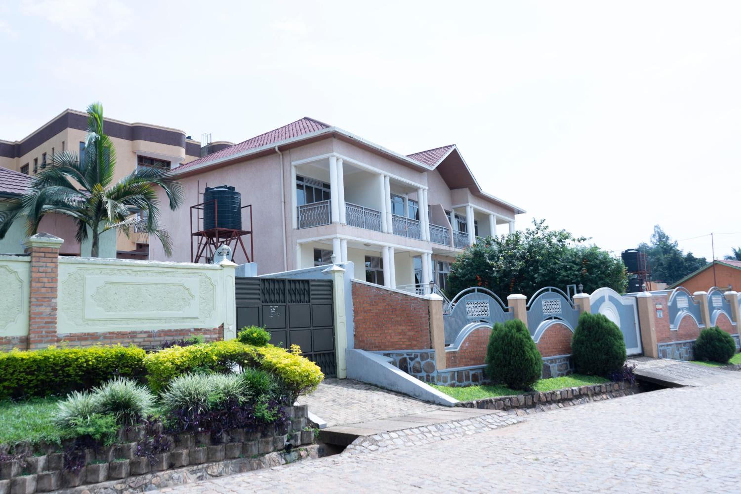 Green View Apartments