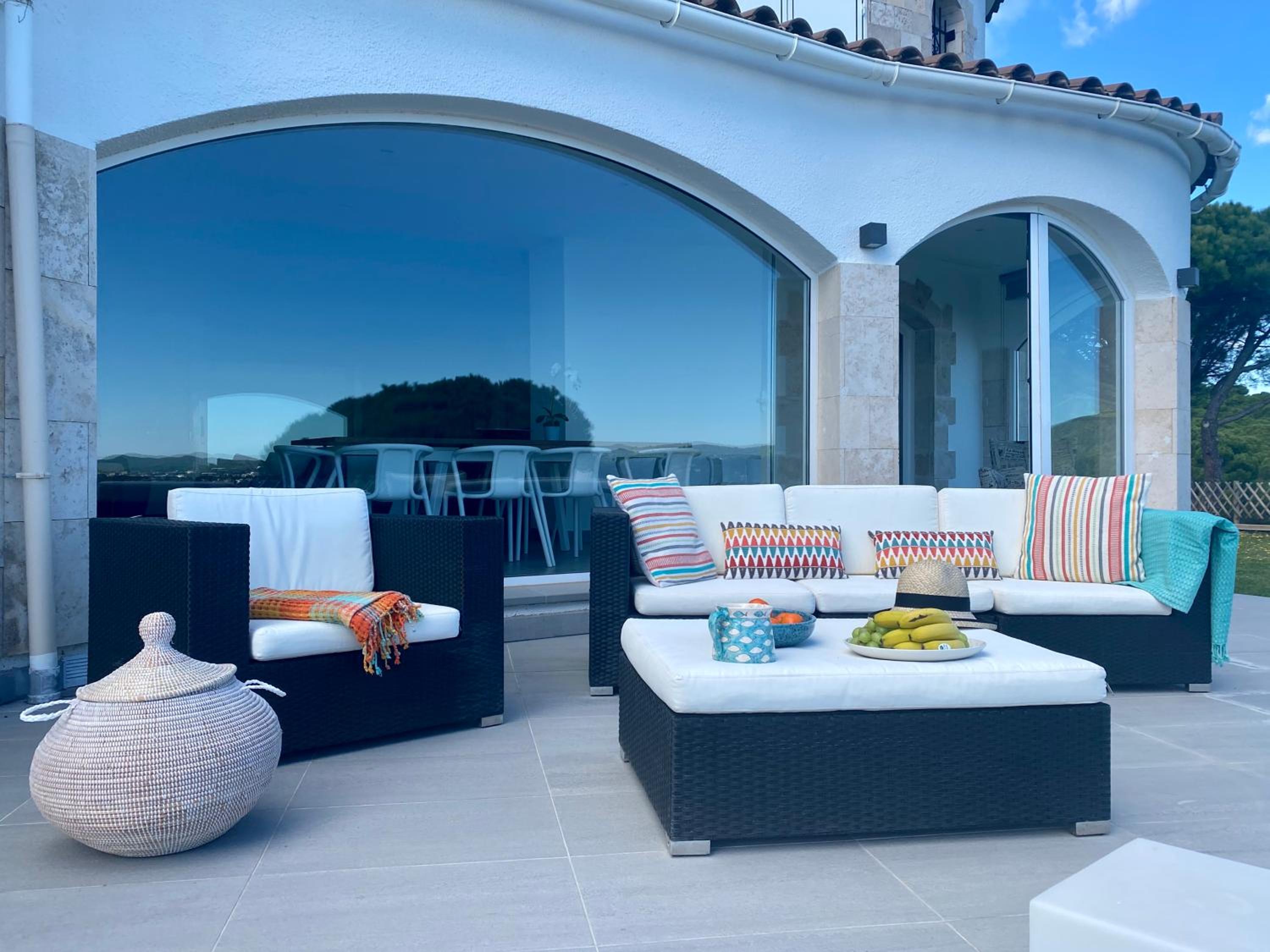 Villa Saramel con vistas panorámicas al mar view 2