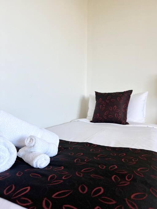 City entire ensuite room 304
