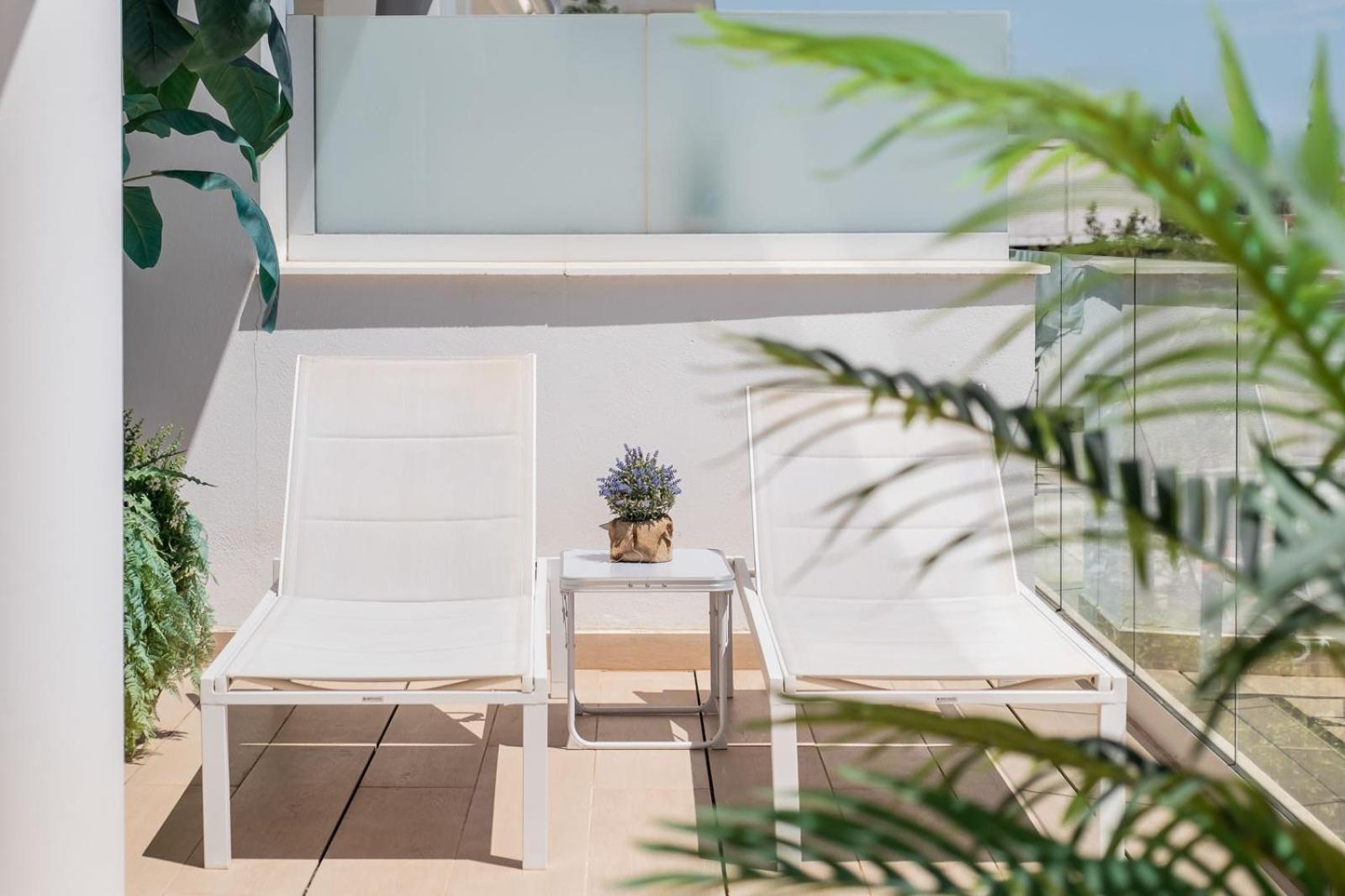 Higueron Blue Skyline View by Alfresco Stays