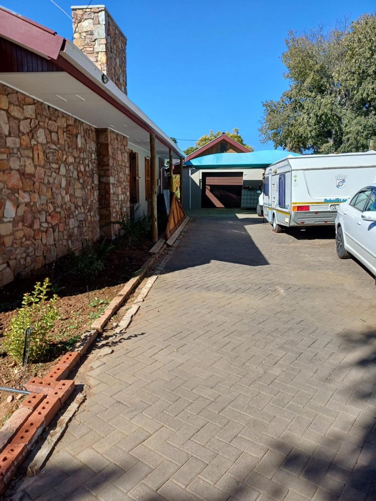 KarooGrove