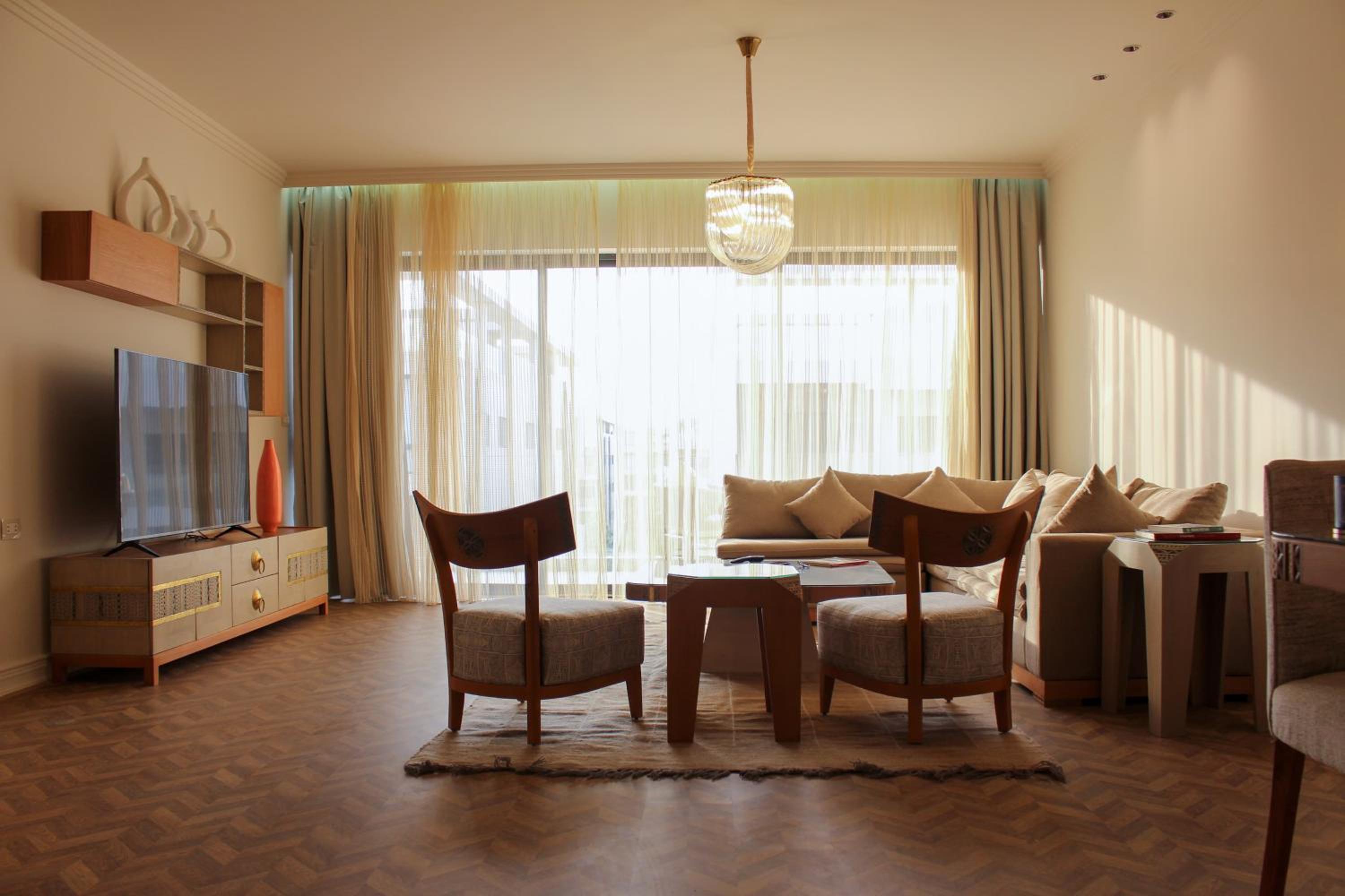 Sahara at Lake View Residence