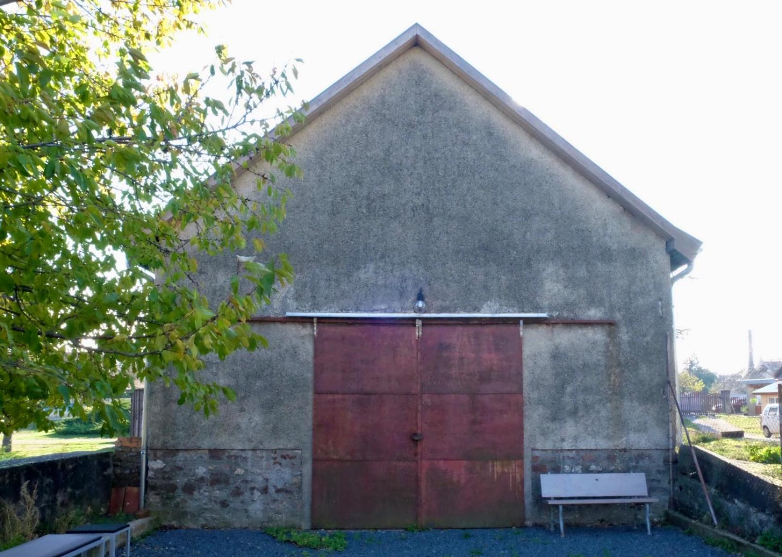 Photo 11
