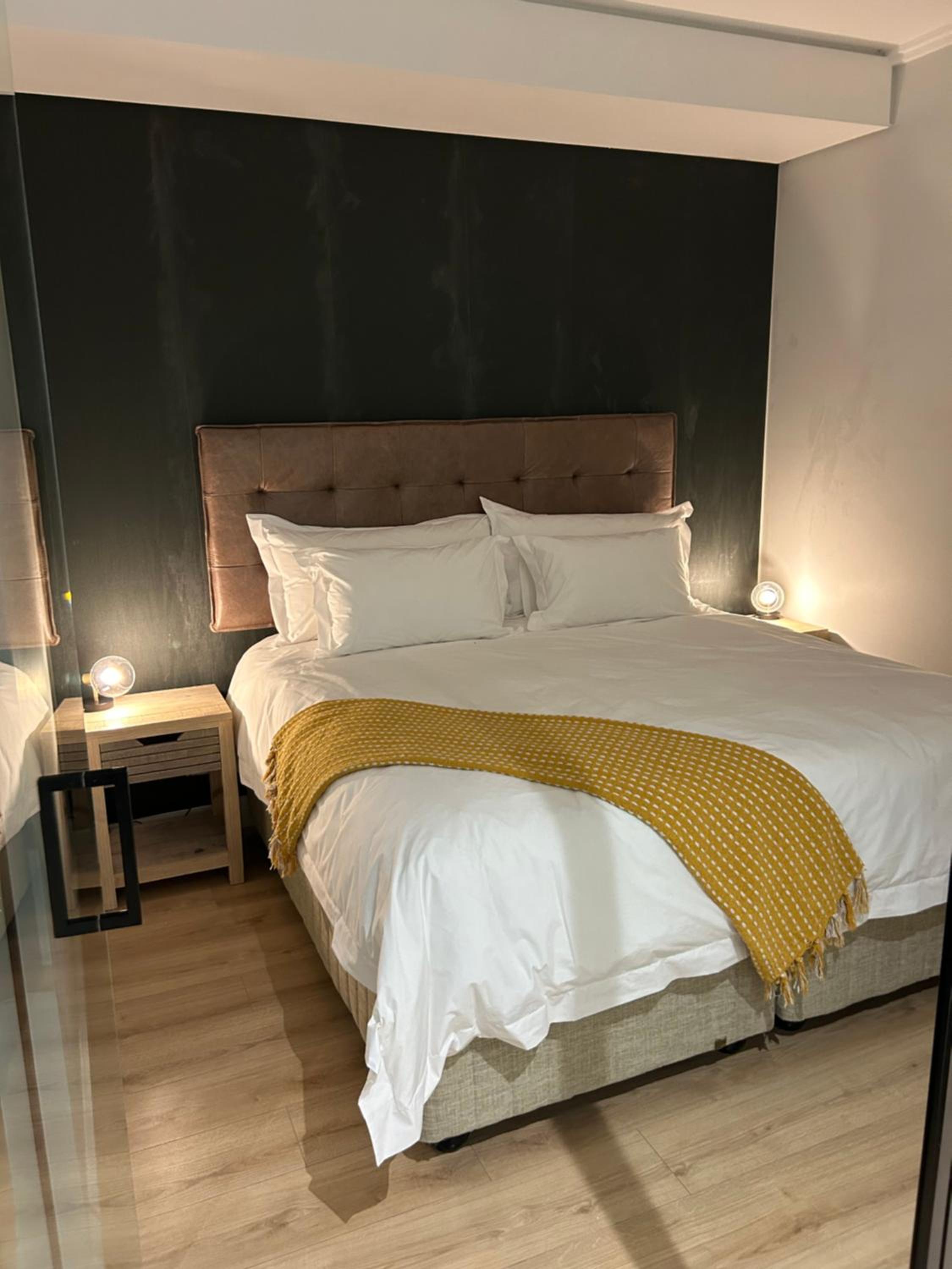 Thando's Luxury Stays at Ellipse, Waterfall view 2