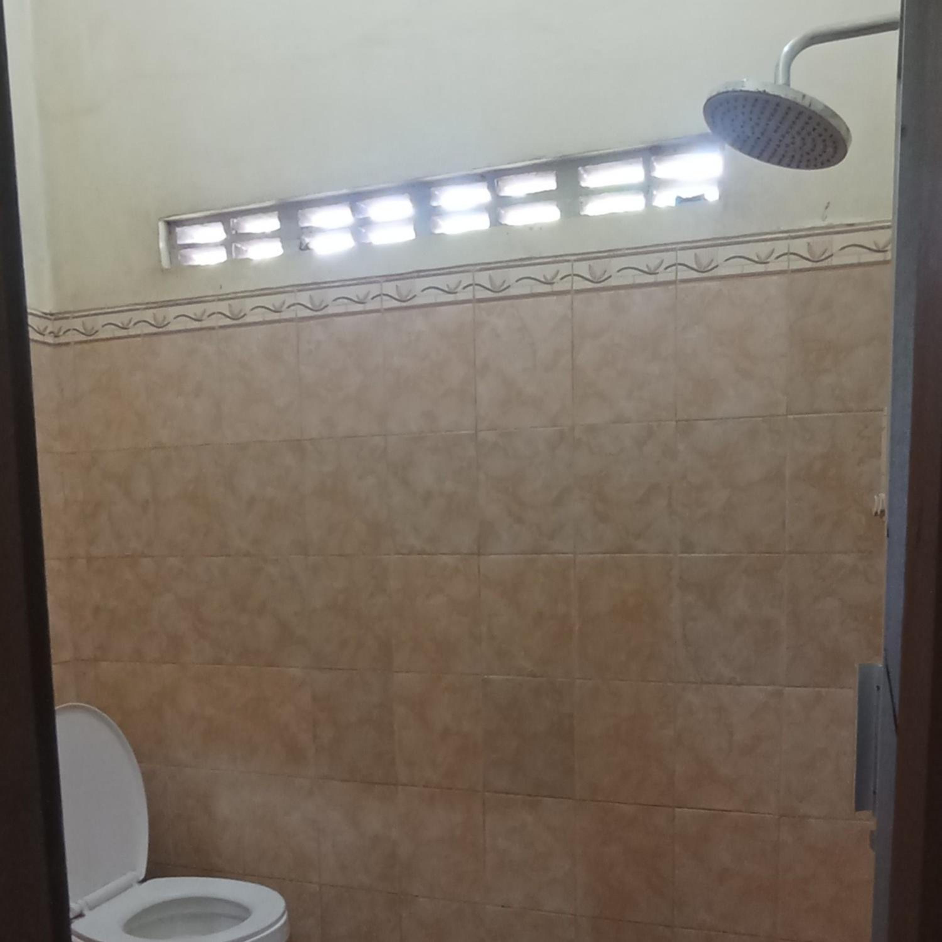 Adventura House