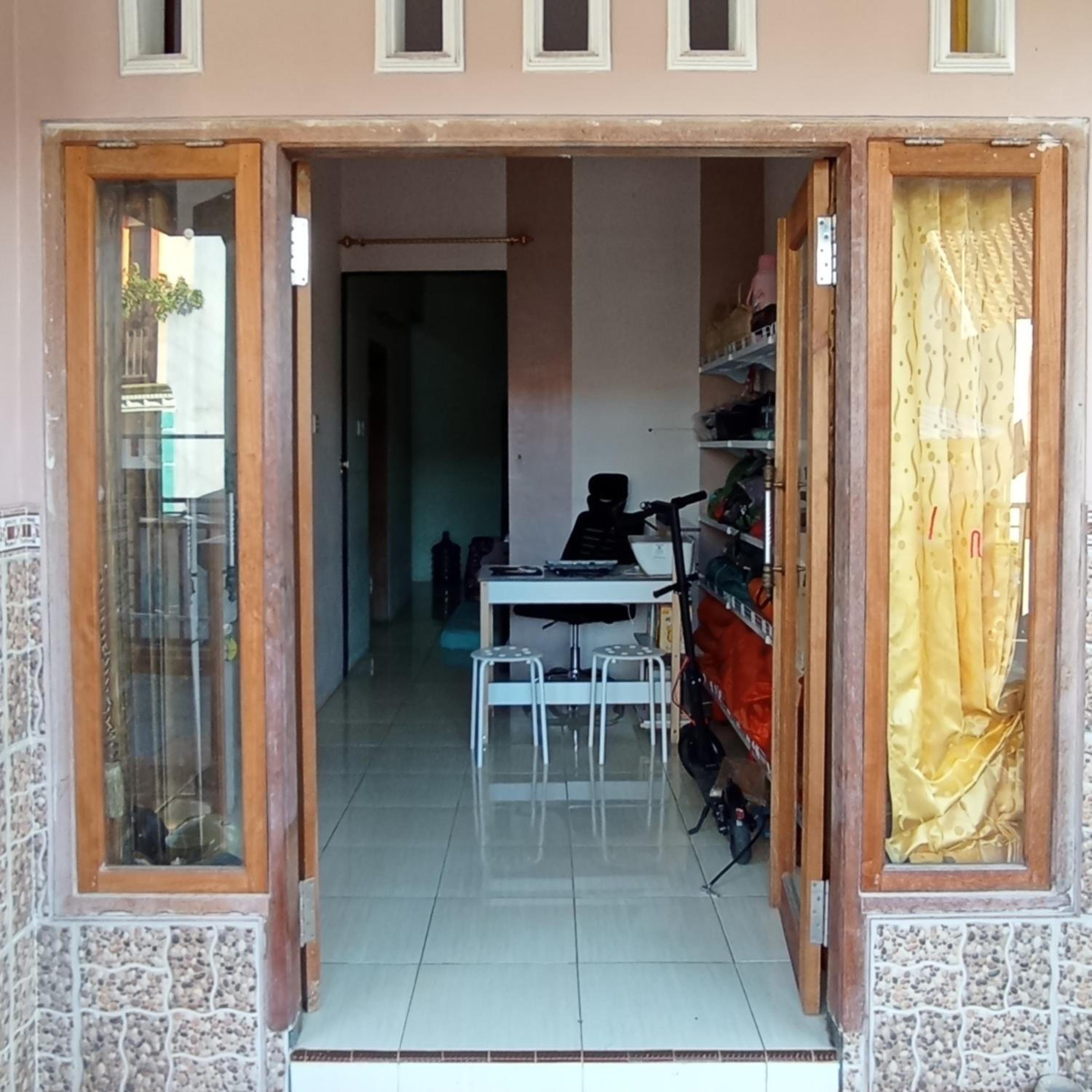 Adventura House
