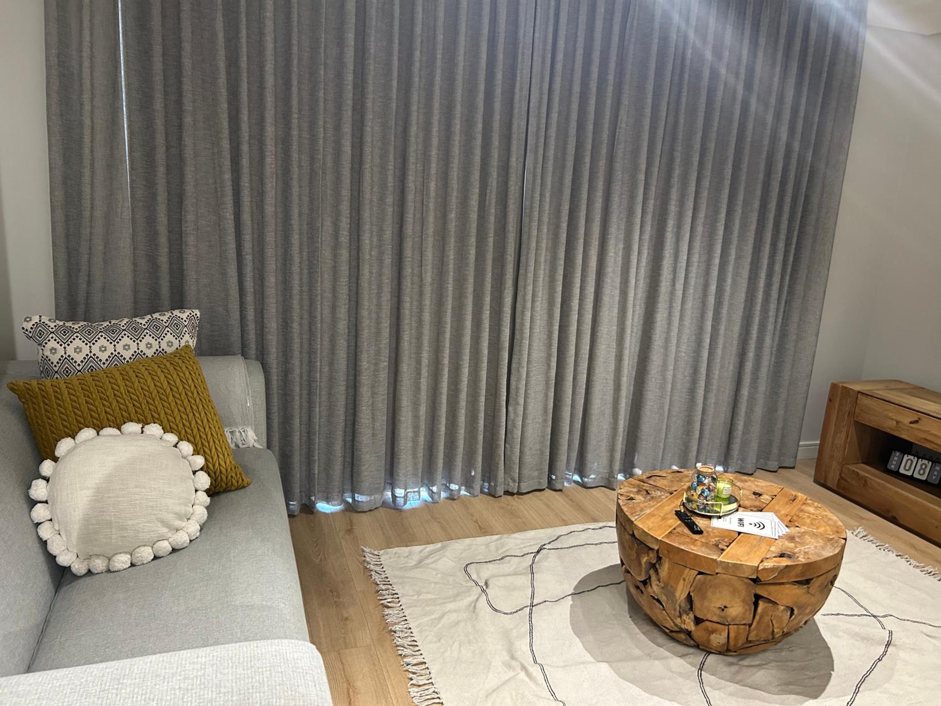 Thando's Luxury Stays at Ellipse, Waterfall view 3