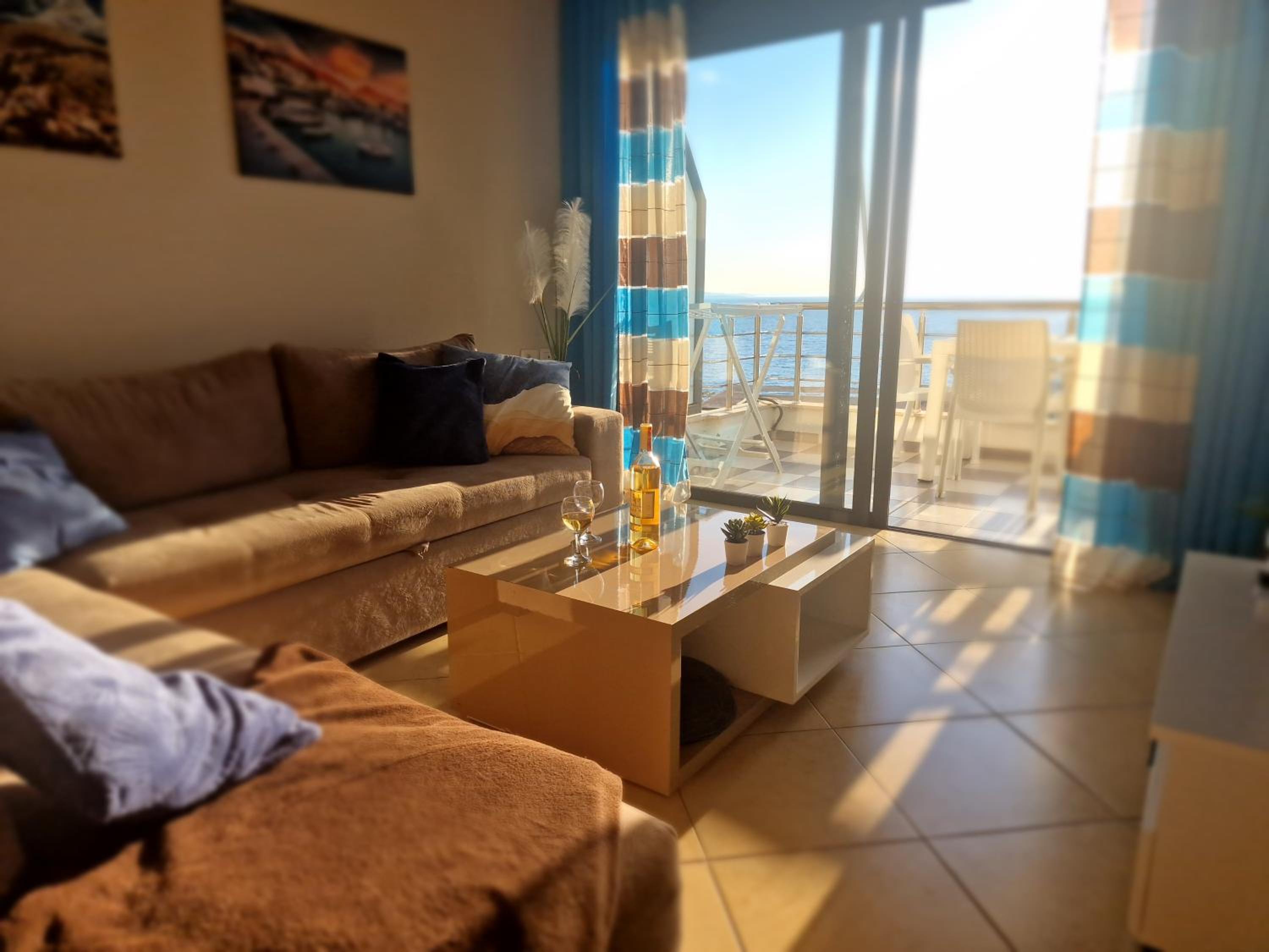 Anada Apartment