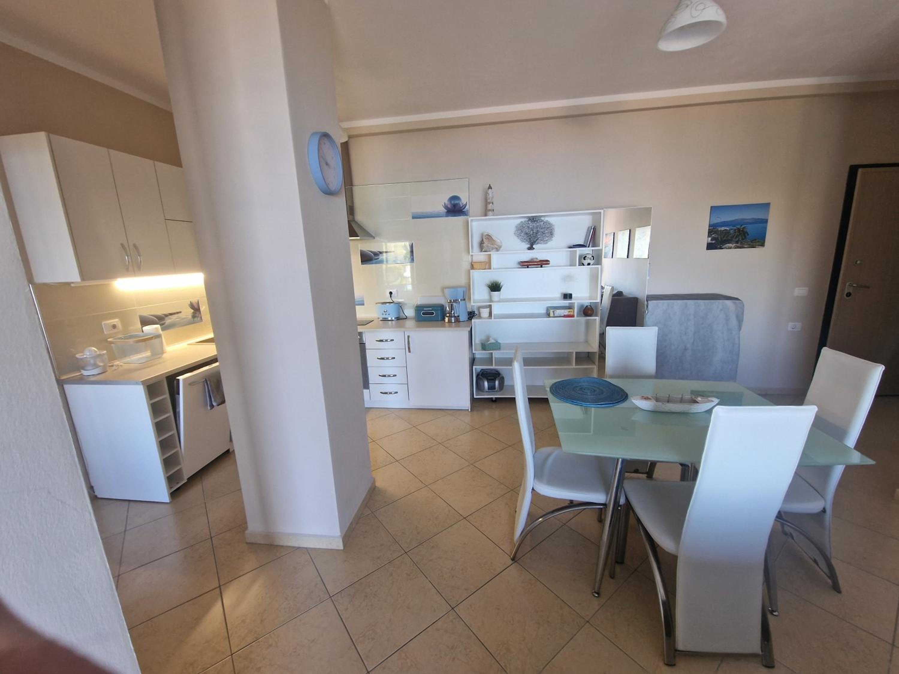 Anada Apartment