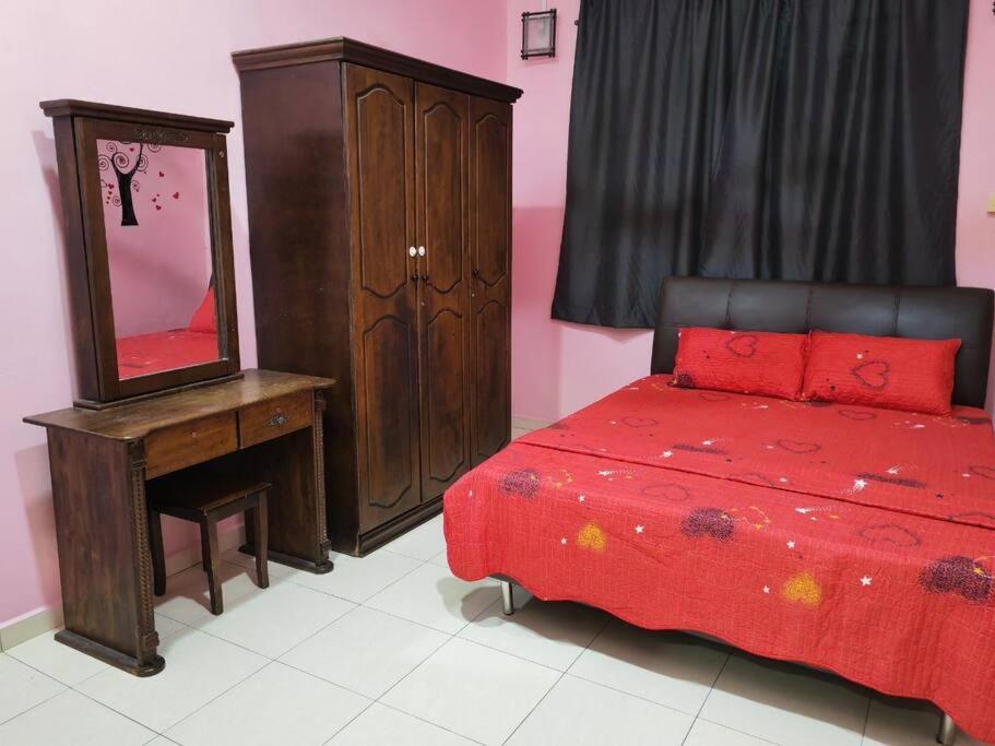 Mawar Homestay Netflix Cuckoo