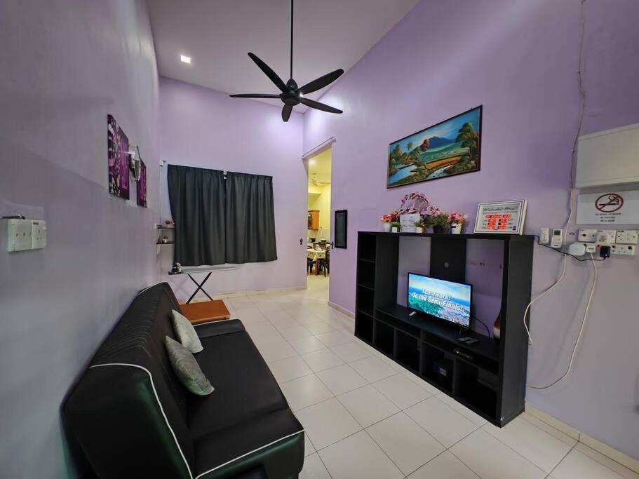 Mawar Homestay Netflix Cuckoo