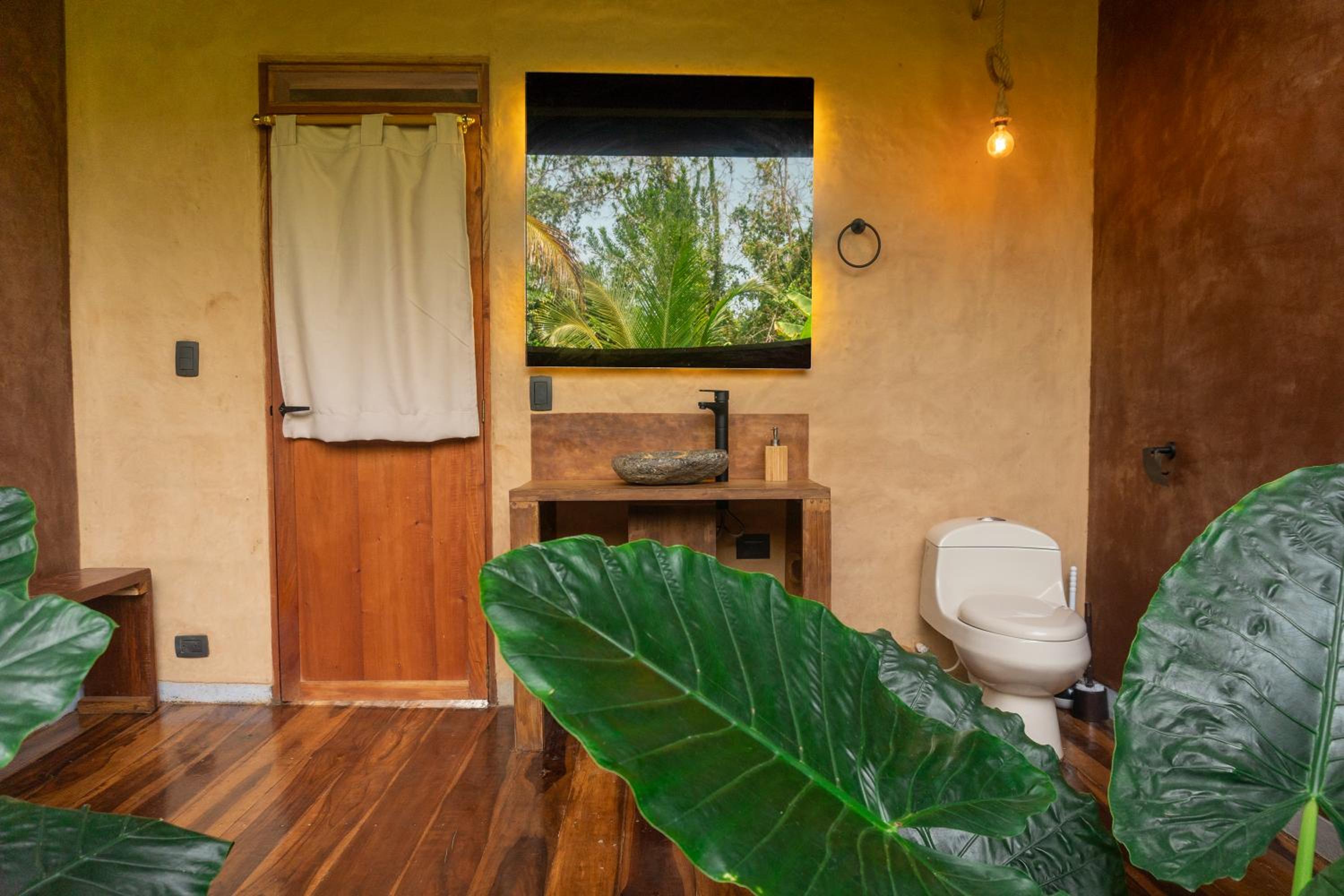 Cabañas con Jacuzzi, Tayrona vía Palomino - Villa Puy