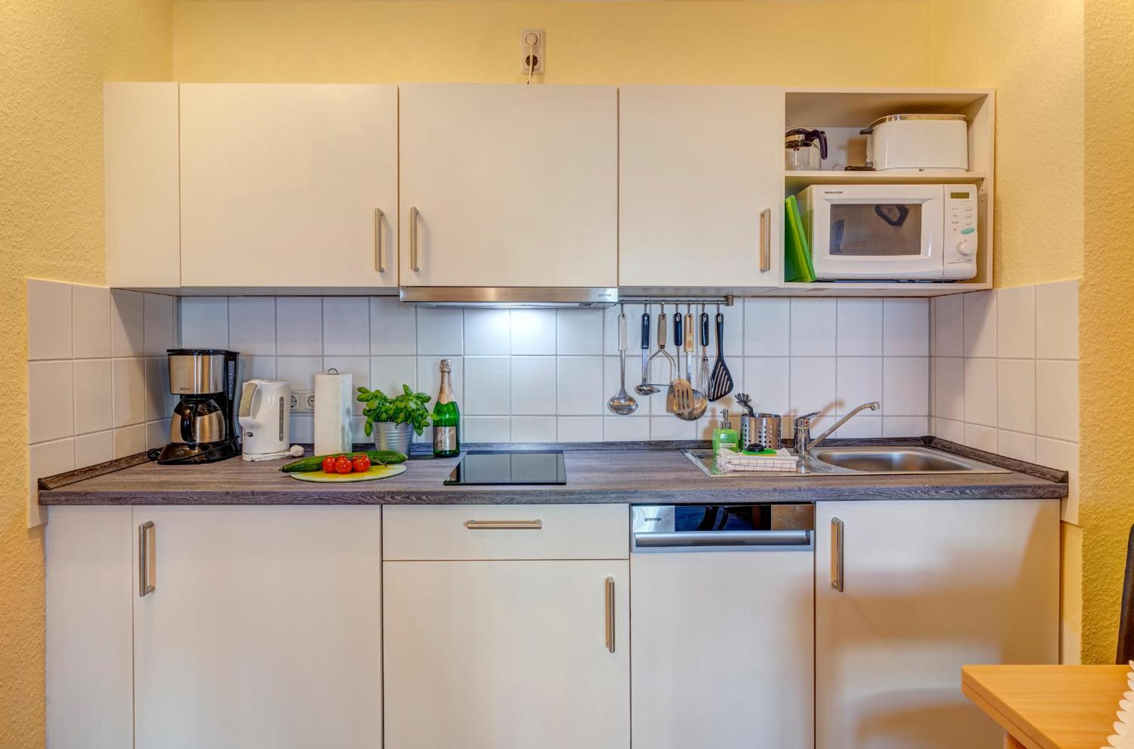 Am Schloonsee Haus C - Apartments mit Strandkorb view 3