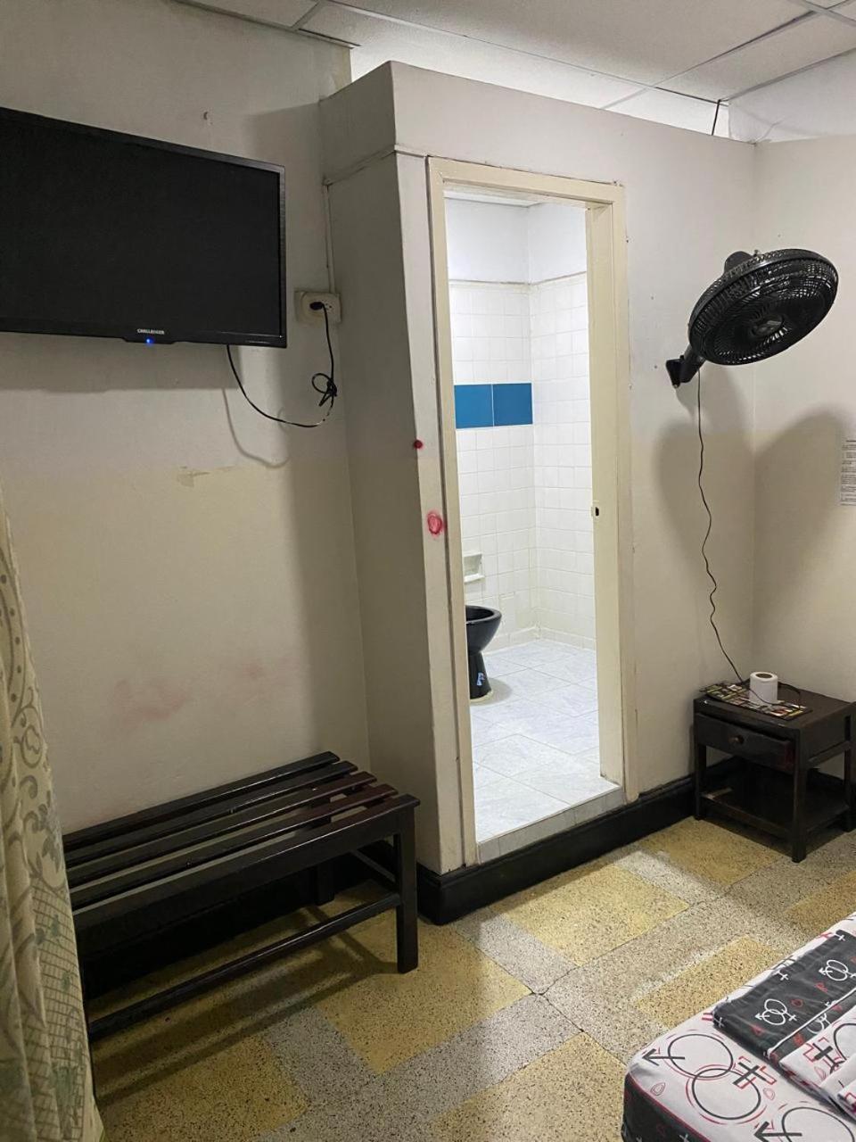 HOSTAL YAPURA