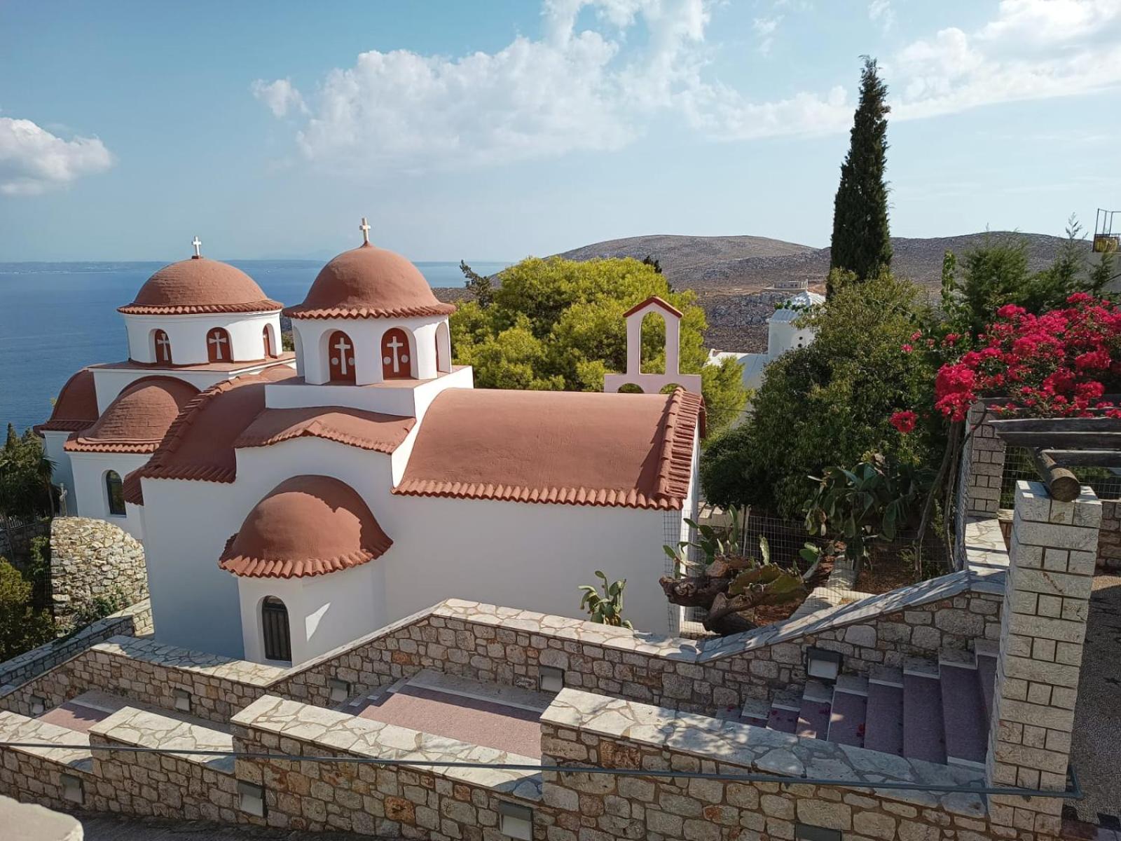 Villa Thea Kalymnos with swimming pool and sea view