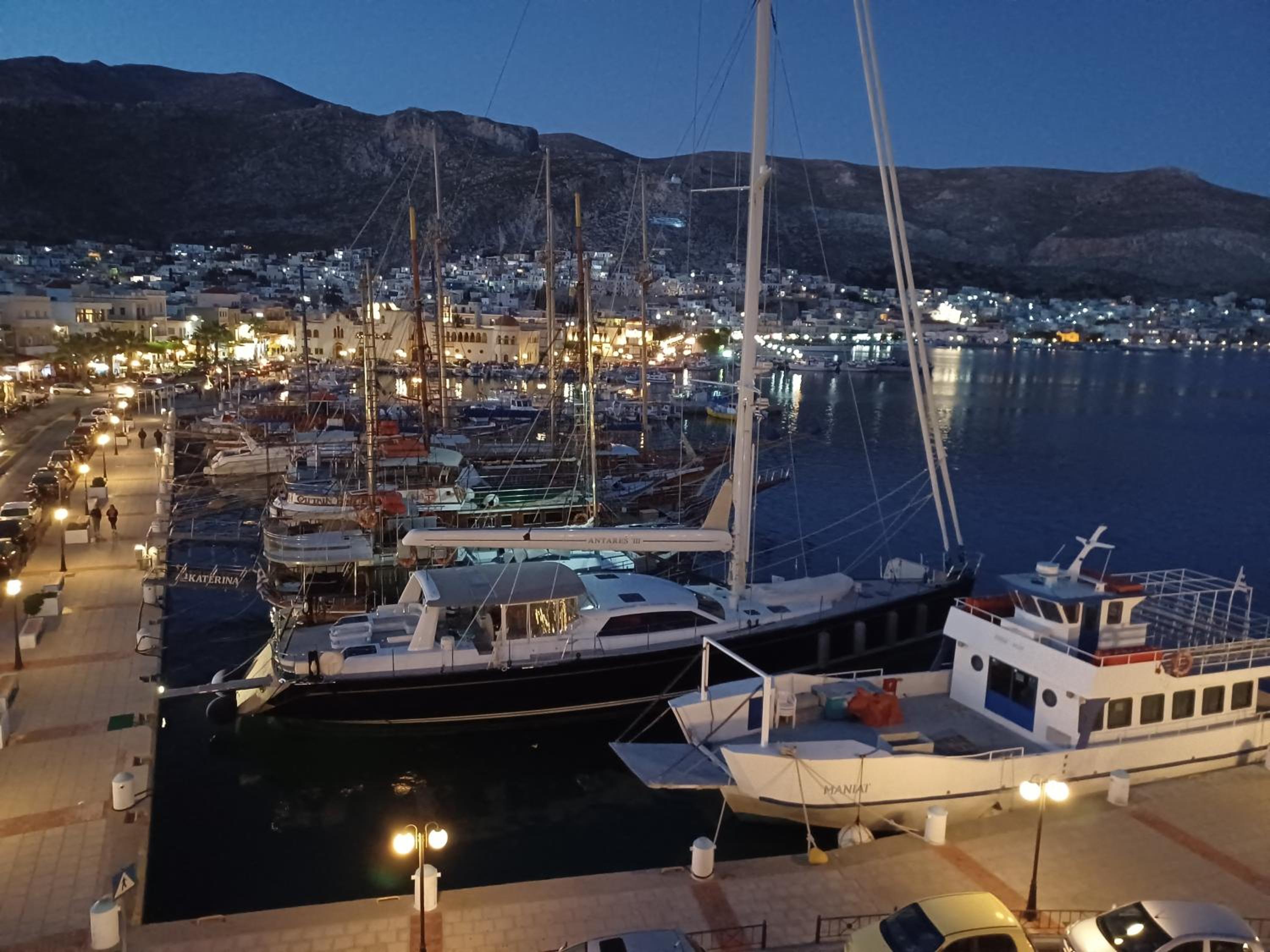 Villa Thea Kalymnos with swimming pool and sea view