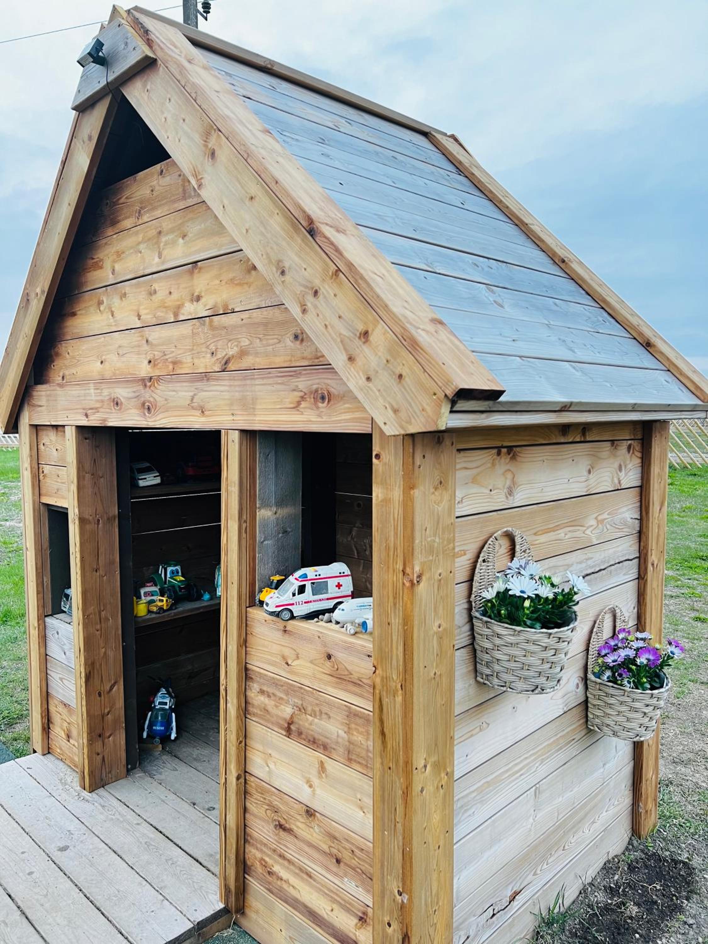 Spithamn Village House & Private Sauna Retreat