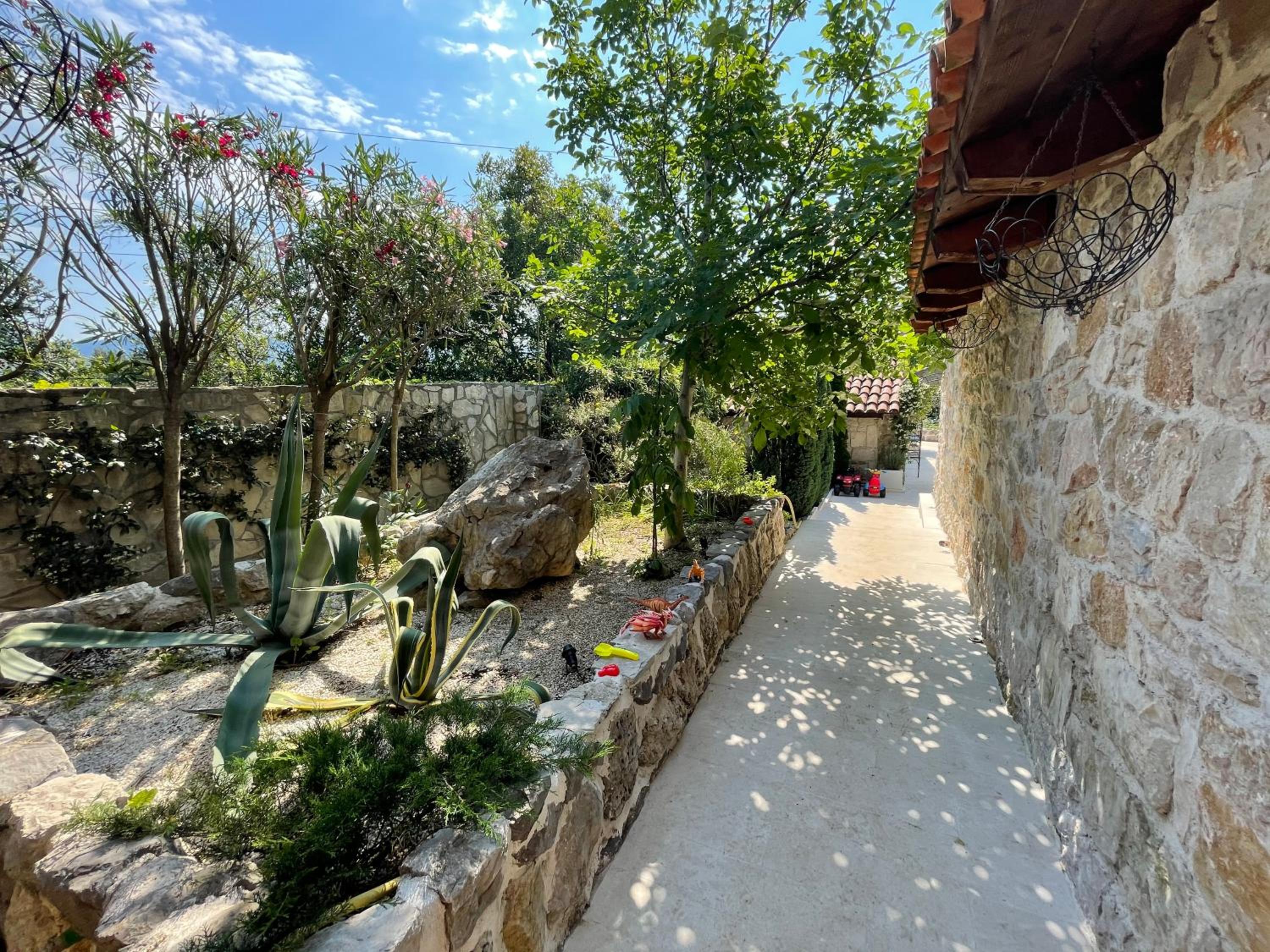 Villa Orly