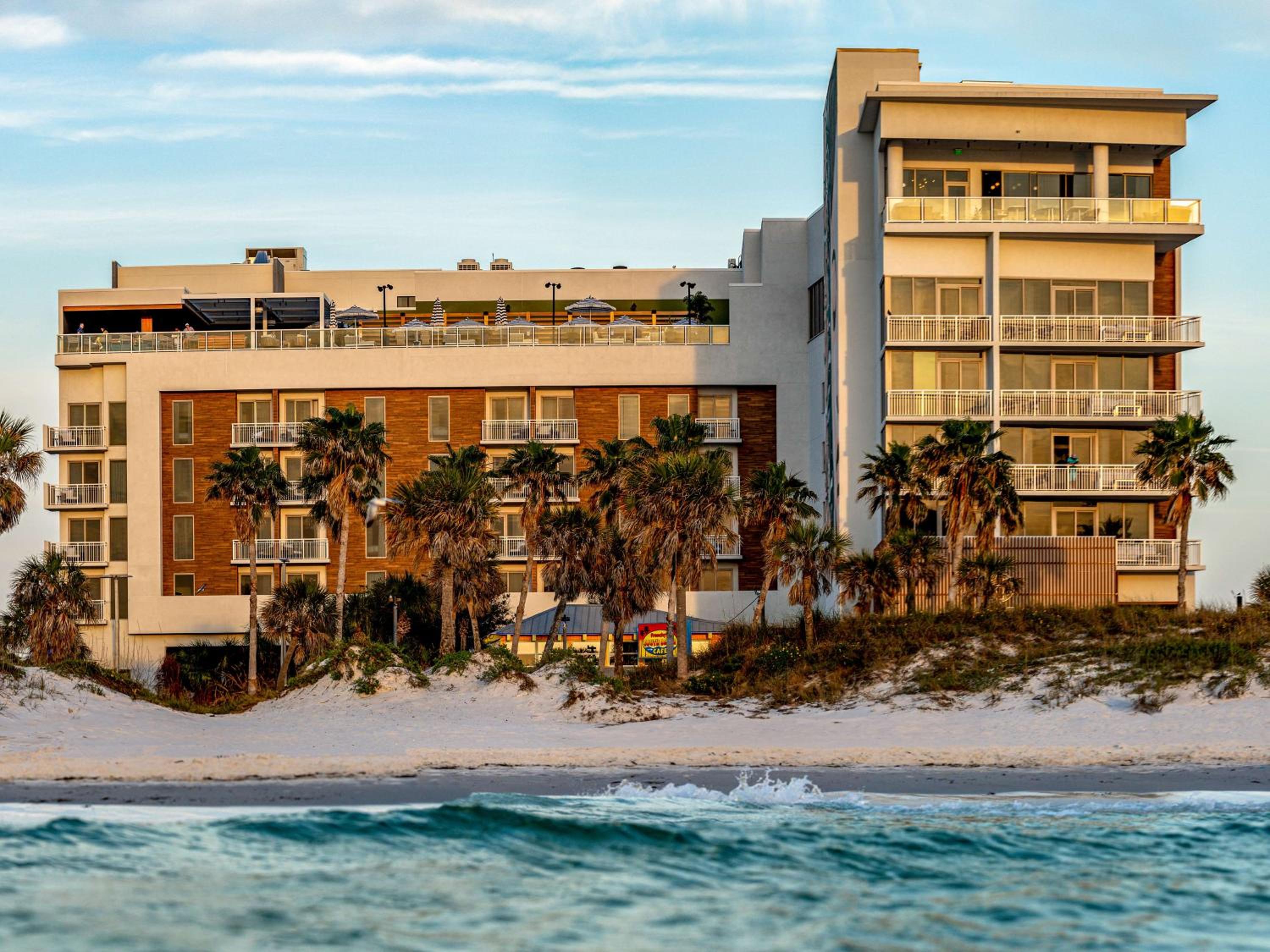 The Hiatus Clearwater Beach, Curio Collection By Hilton - Image 4