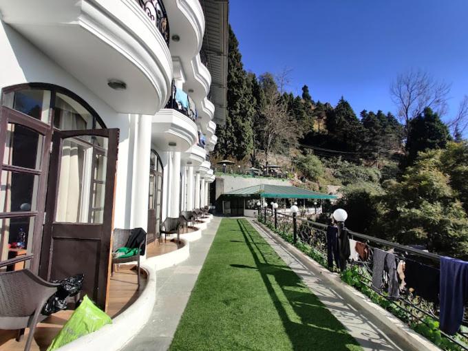Entranceway Resort
