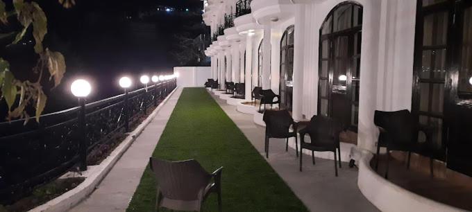 Entranceway Resort