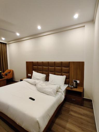 Entranceway Resort