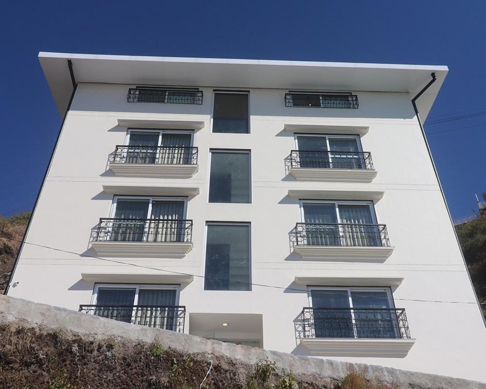 Hotel Loftiness
