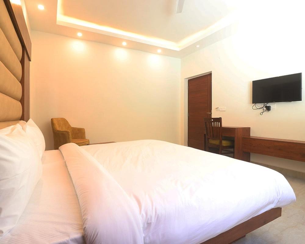 Hotel Loftiness