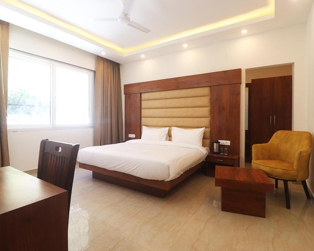 Hotel Loftiness