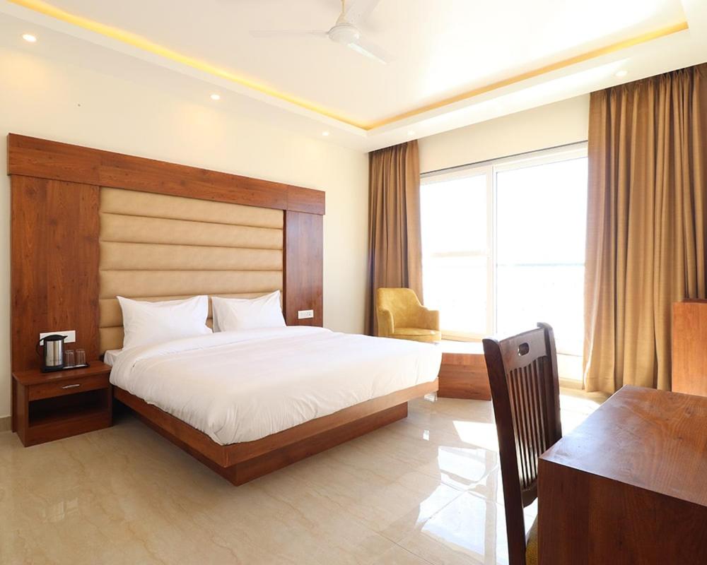 Hotel Loftiness