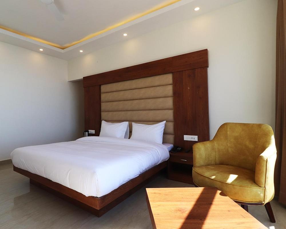 Hotel Loftiness