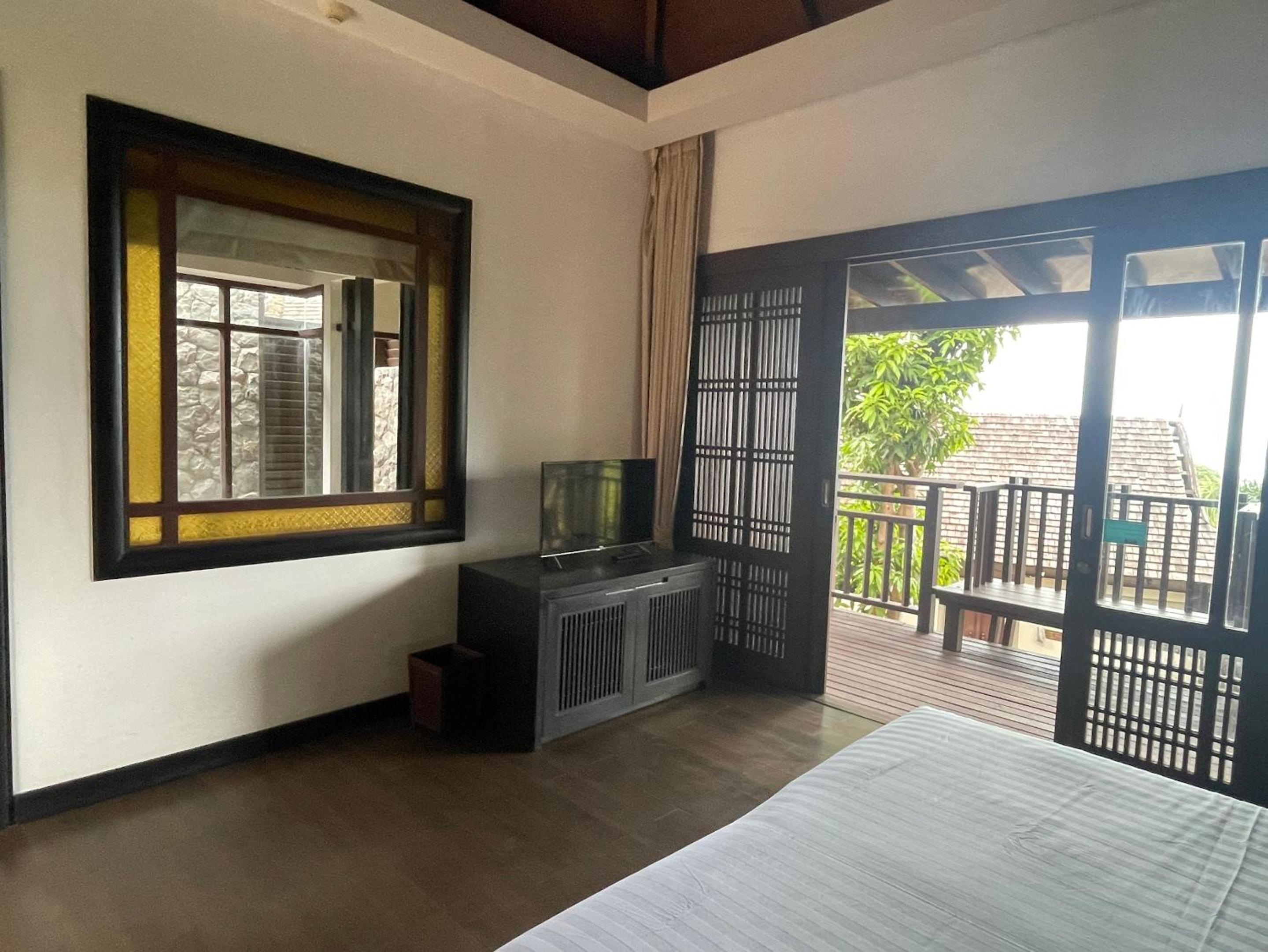 Bhundhari Residence Koh Samui