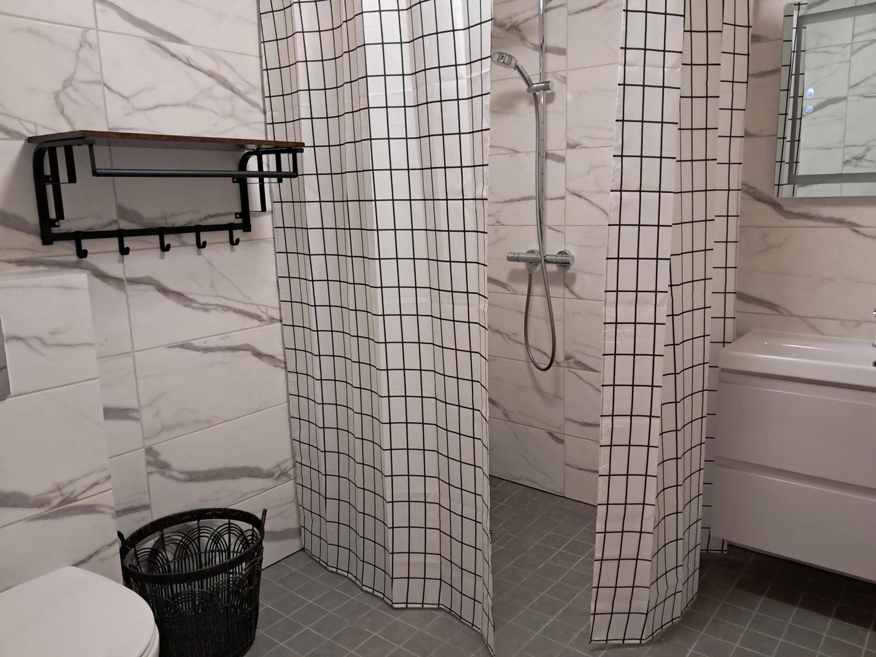 Crystal apartment