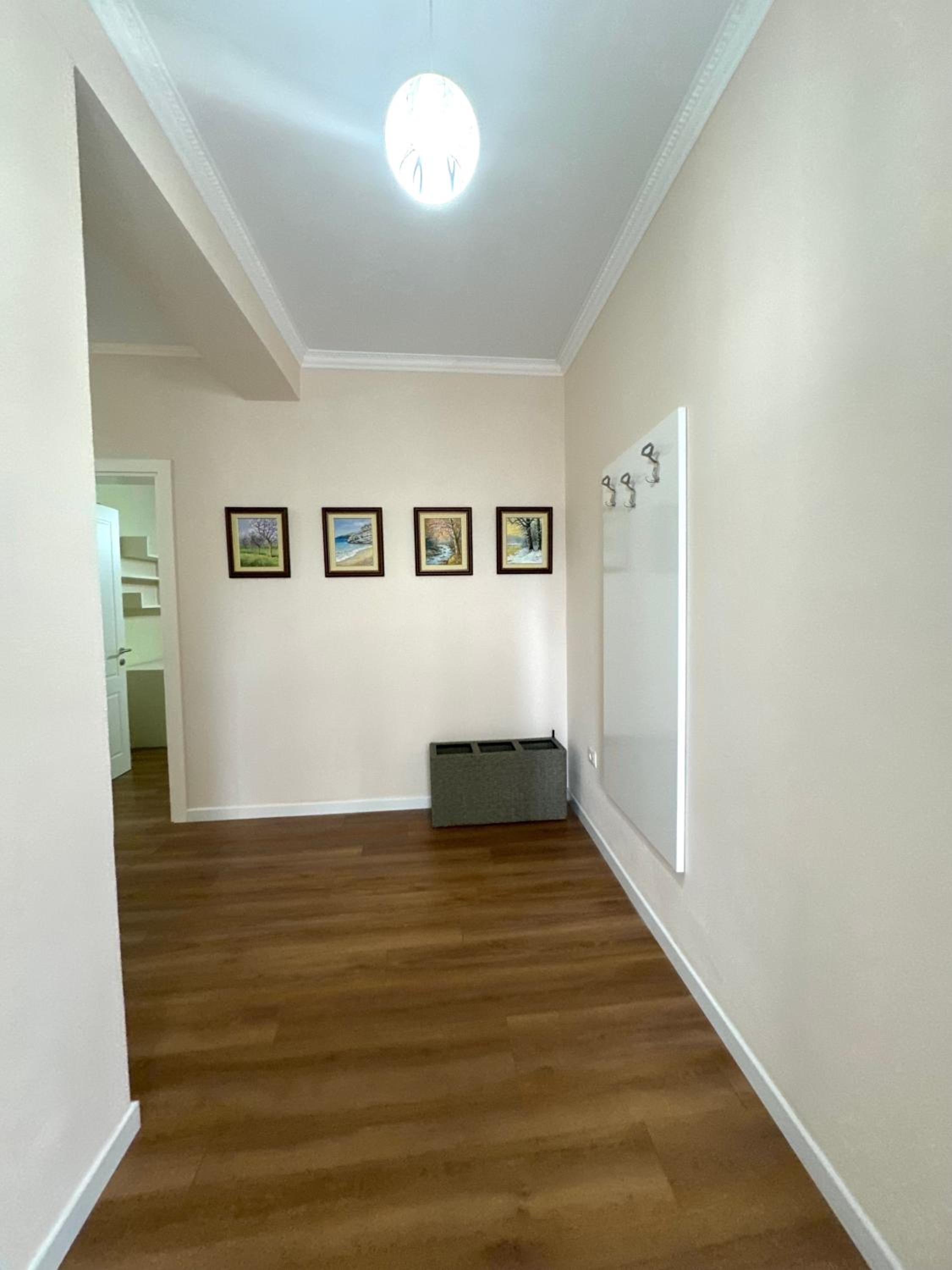 KMK Apartments