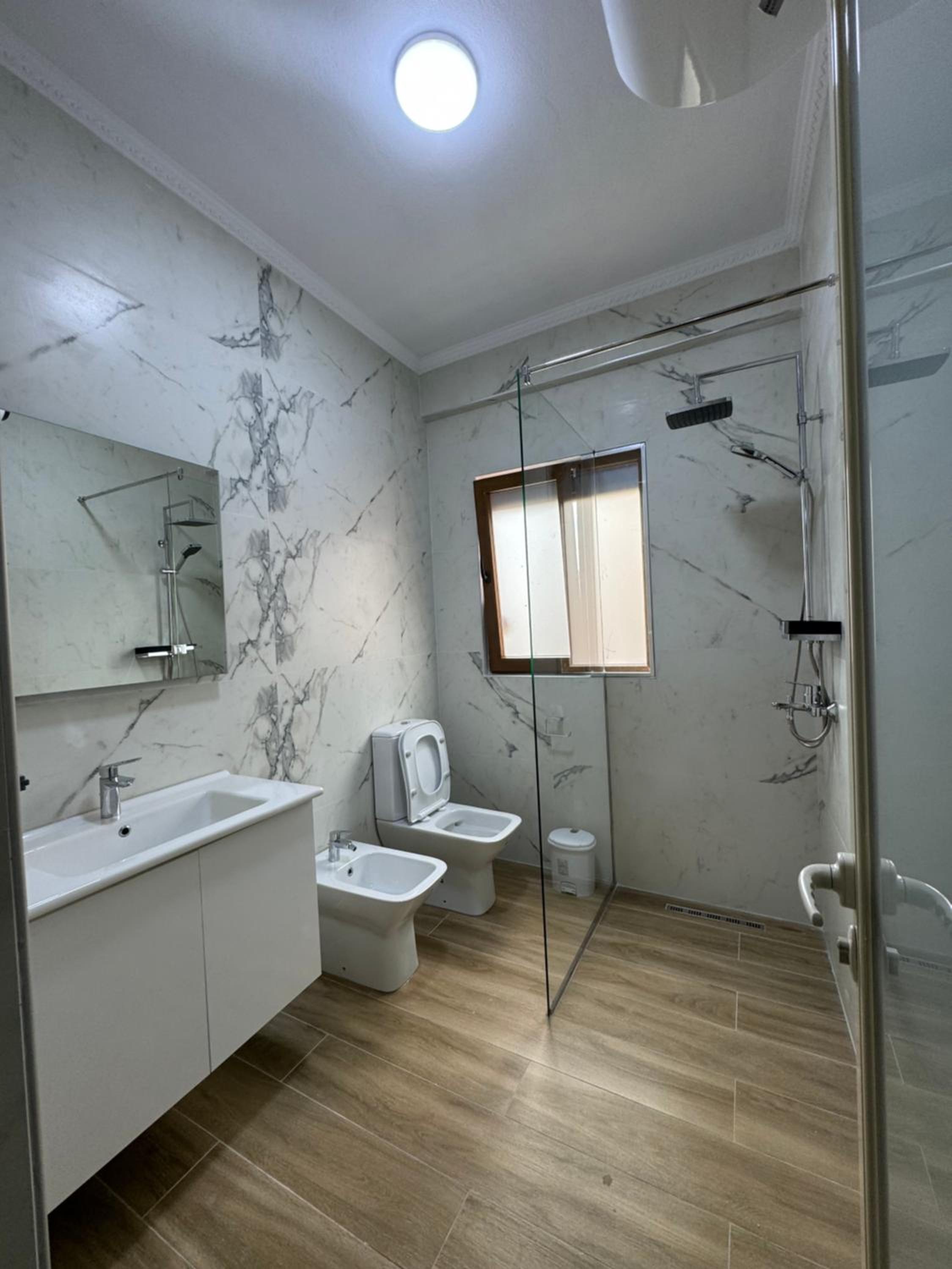 KMK Apartments