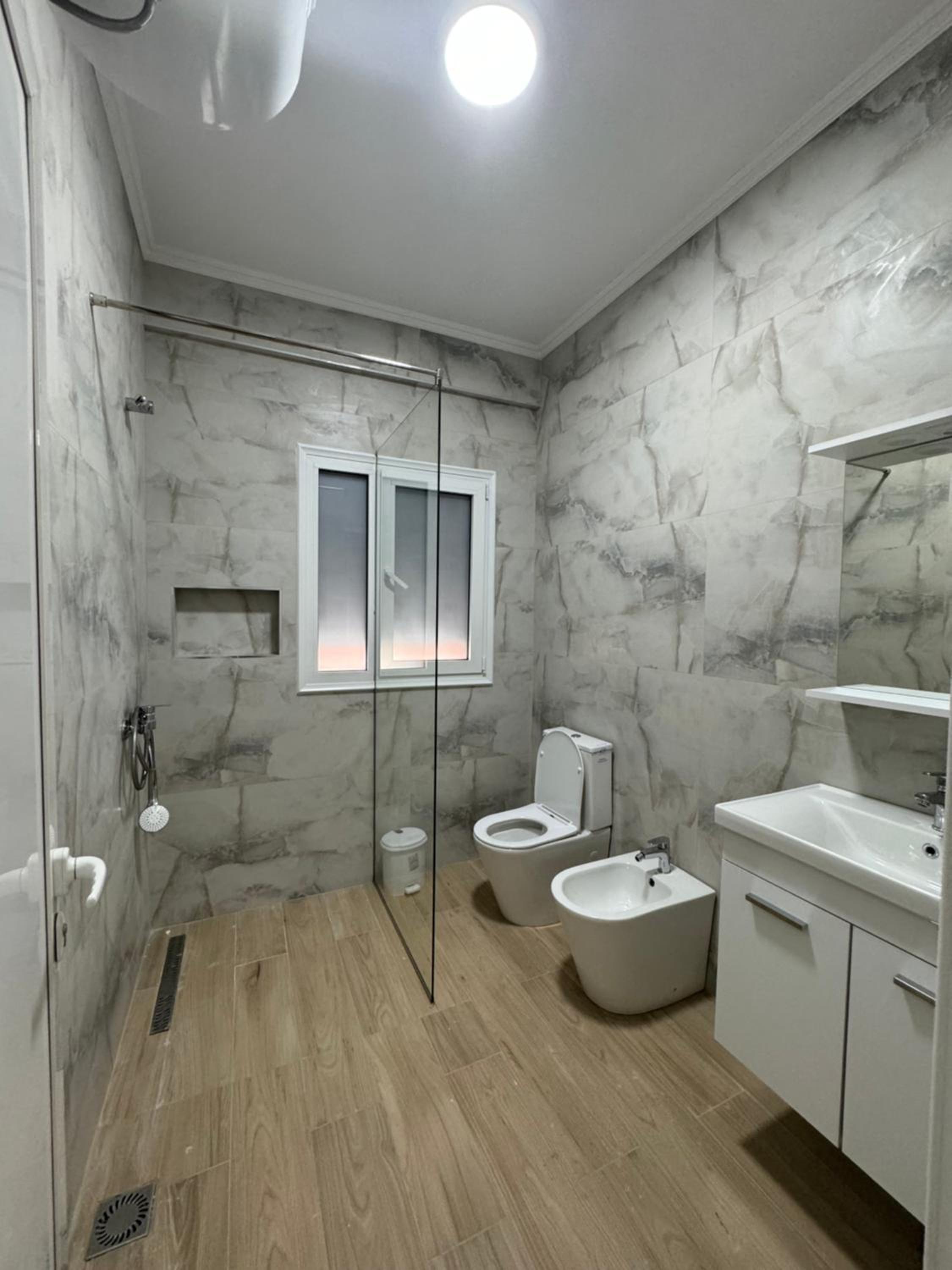 KMK Apartments