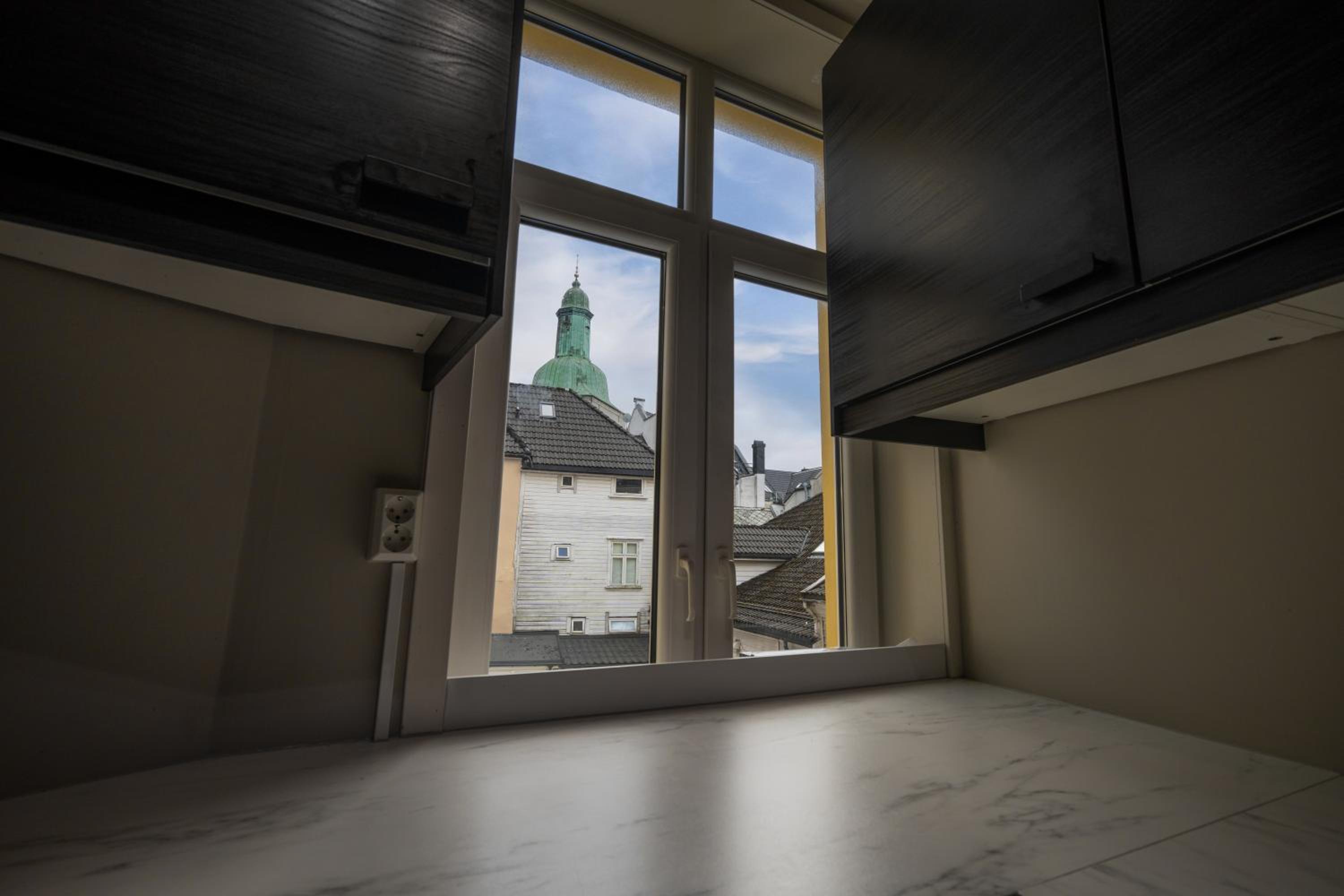 Bergen Vacations - Bergen Beds Apartments I Luxury 250m from Bryggen - Property Image 4