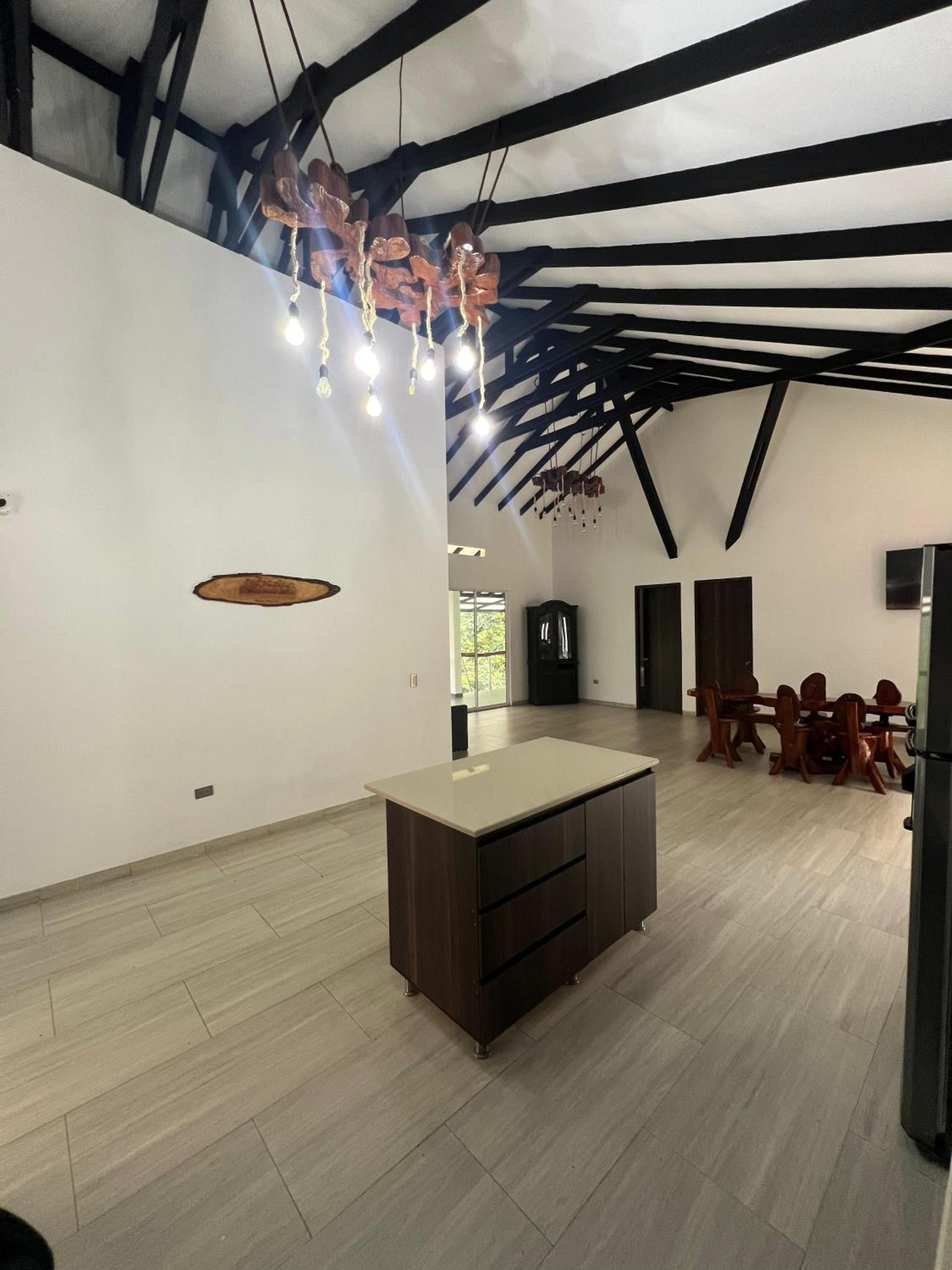 El desmadre villa lujosa Florencia, Caqueta