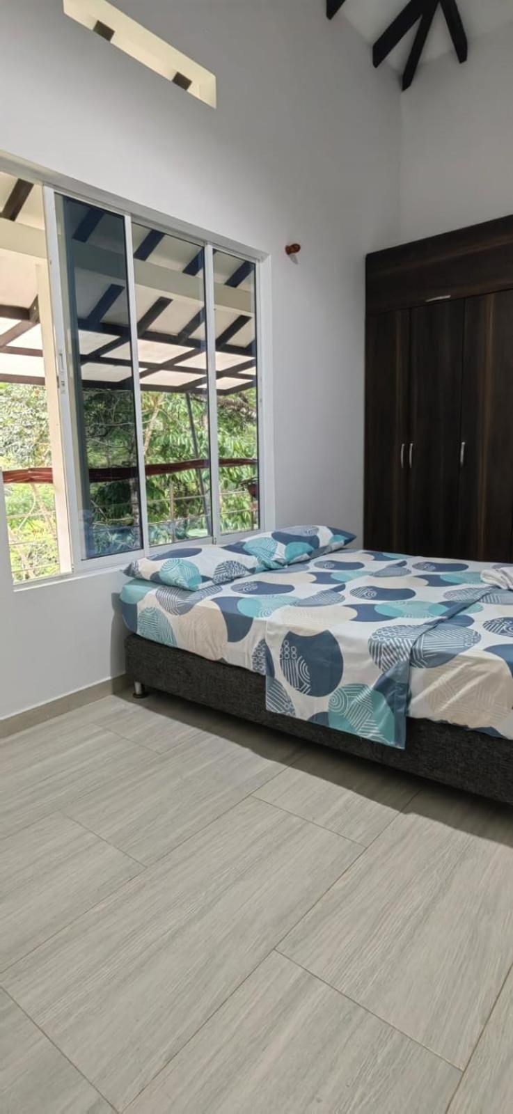 El desmadre villa lujosa Florencia, Caqueta