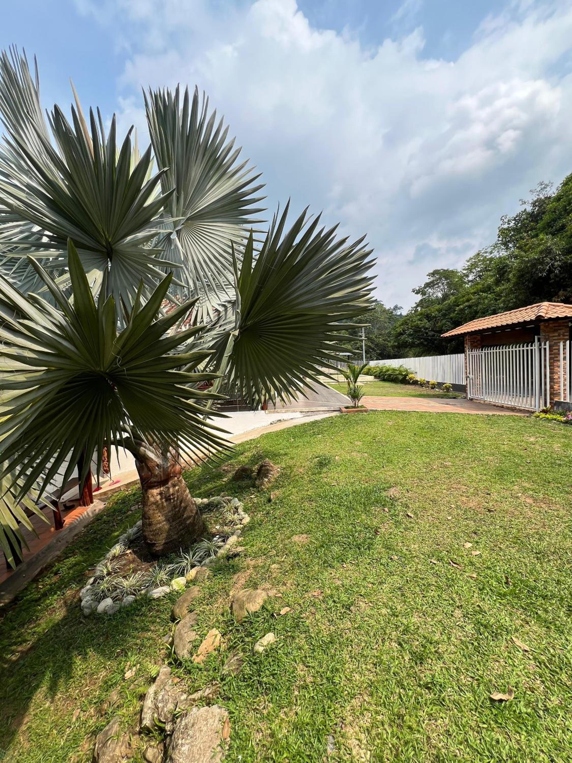 El desmadre villa lujosa Florencia, Caqueta