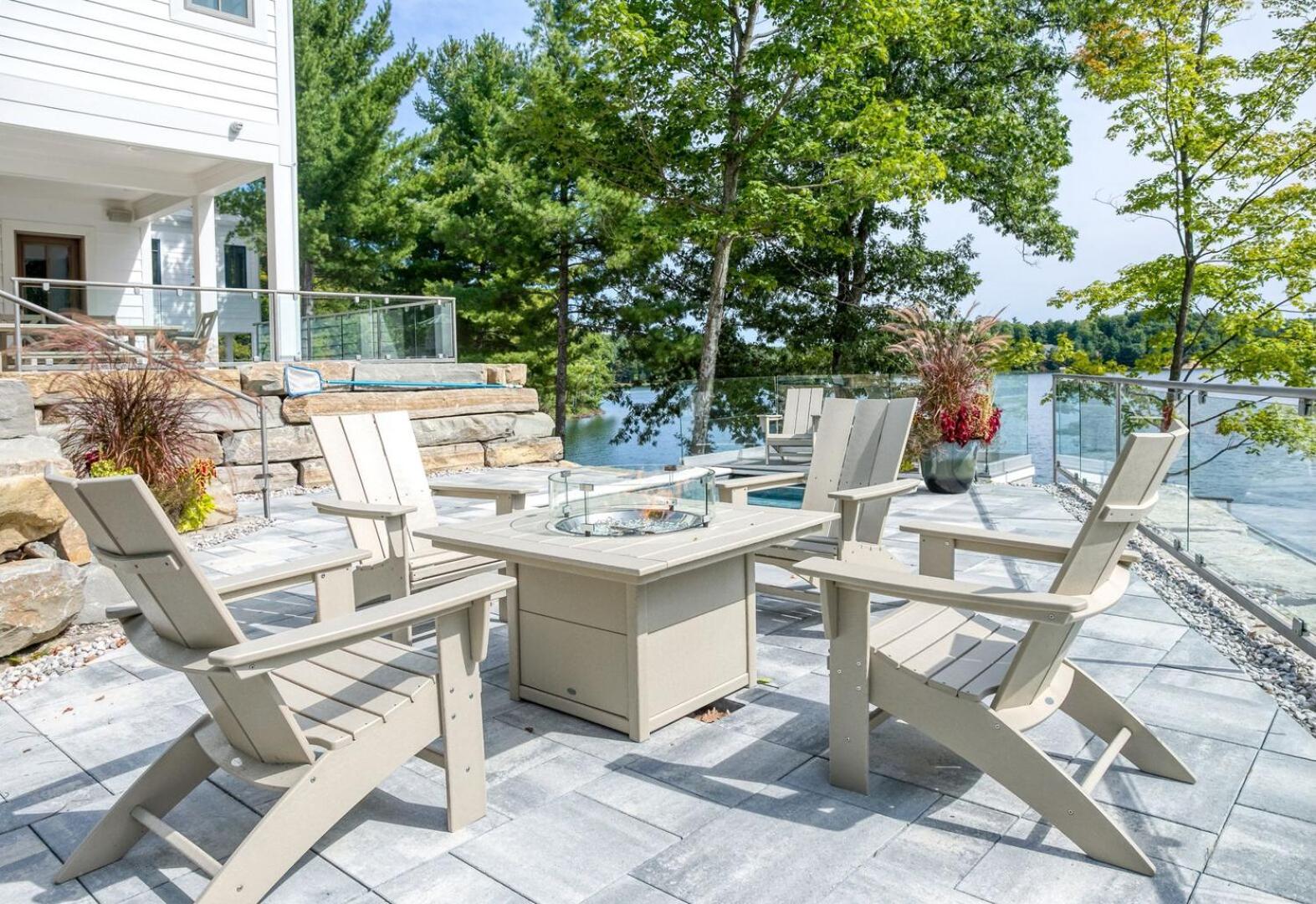 Lakemore Resort